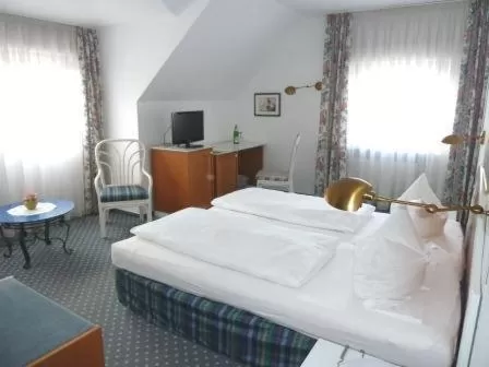 Bed in Hotel Klusenhof