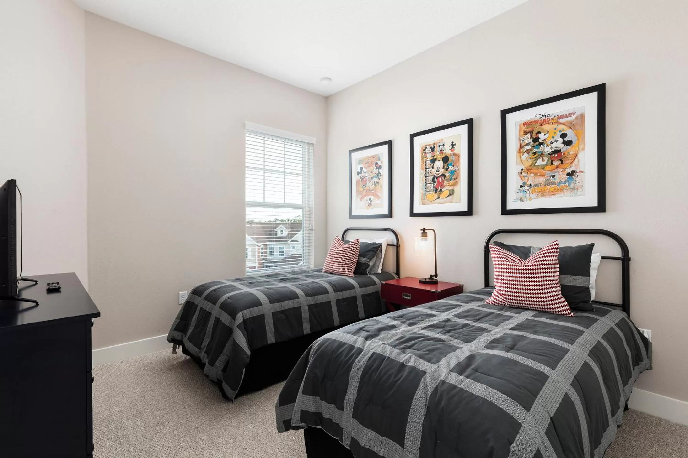 Bed in Summerville Vacation Resort