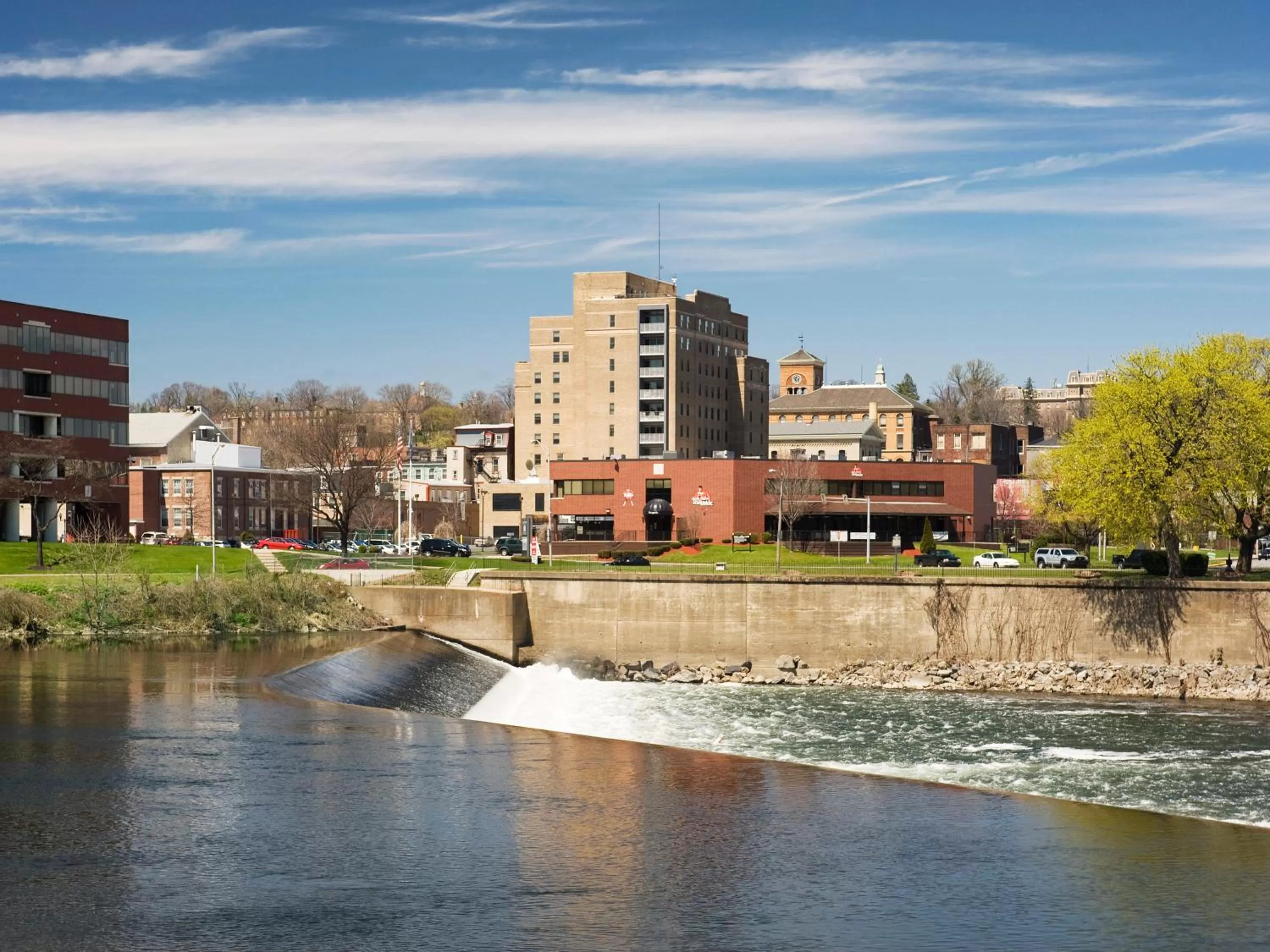 Day in Grand Eastonian Hotel & Suites