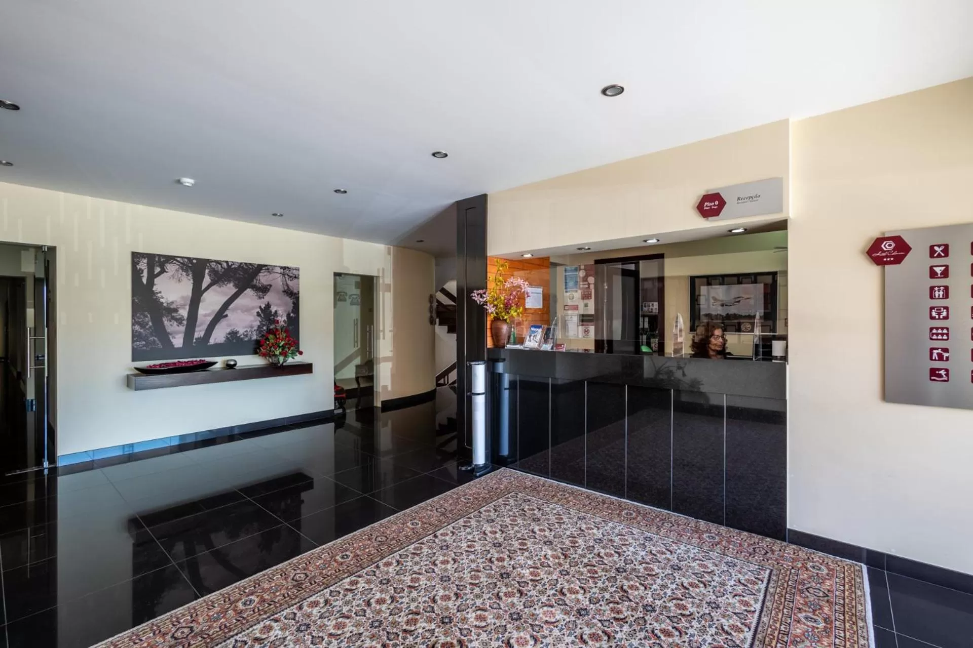 Lobby or reception in Hotel Colmeia