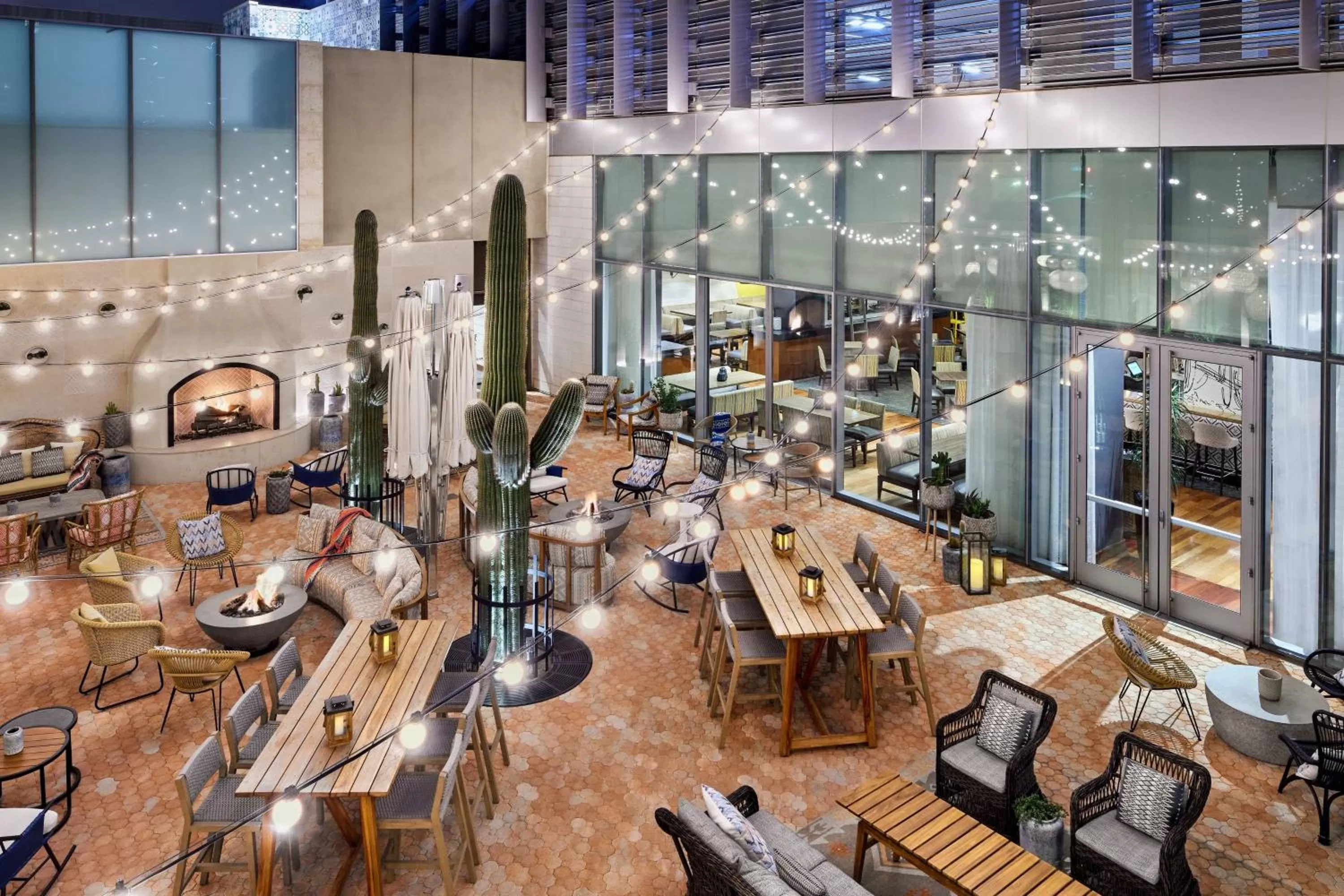 Restaurant/places to eat in The Westin Phoenix Downtown