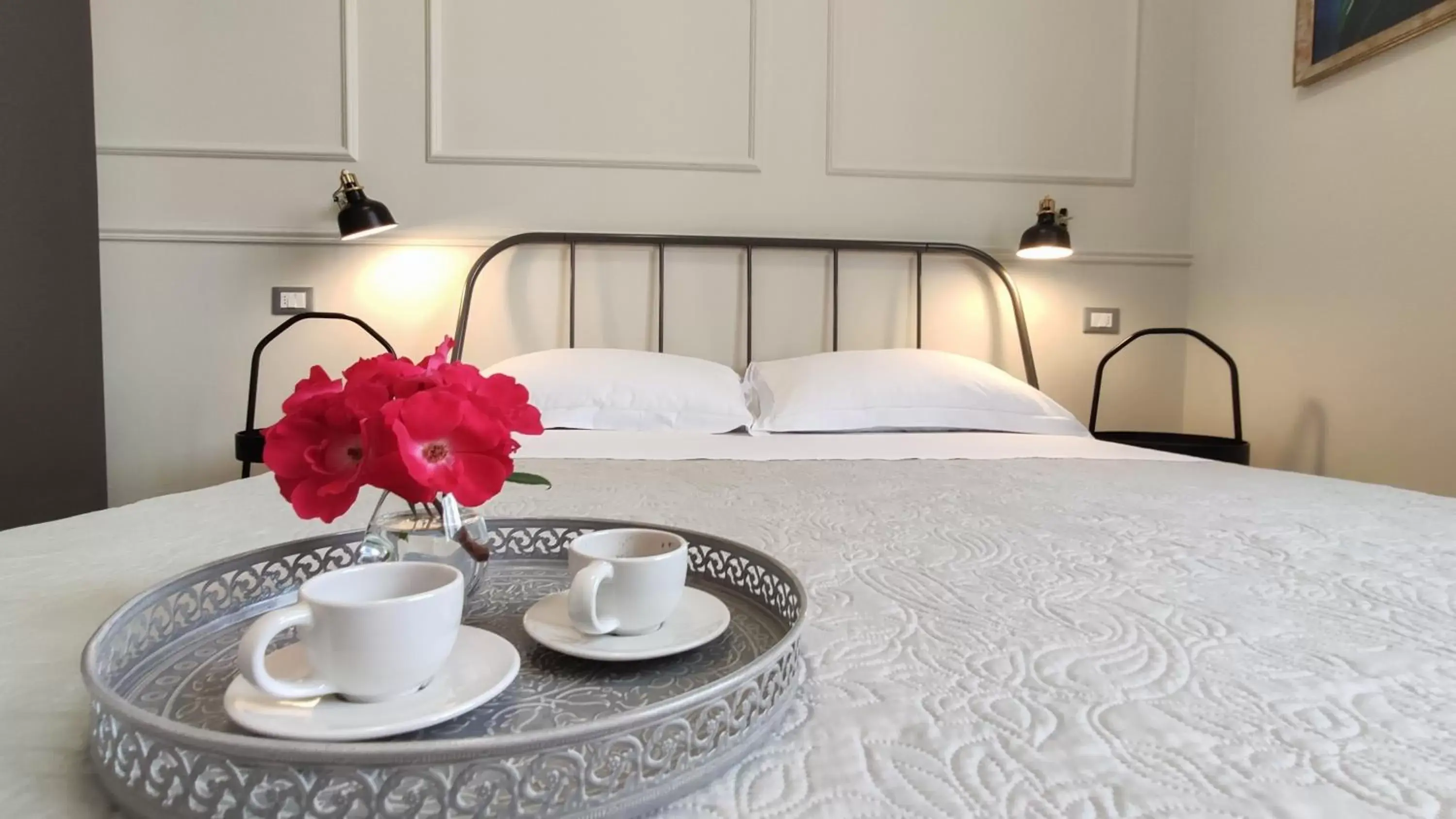 Double Room in LA DAMA ROOM&BREAKFAST Double Room in LA DAMA ROOM&BREAKFAST