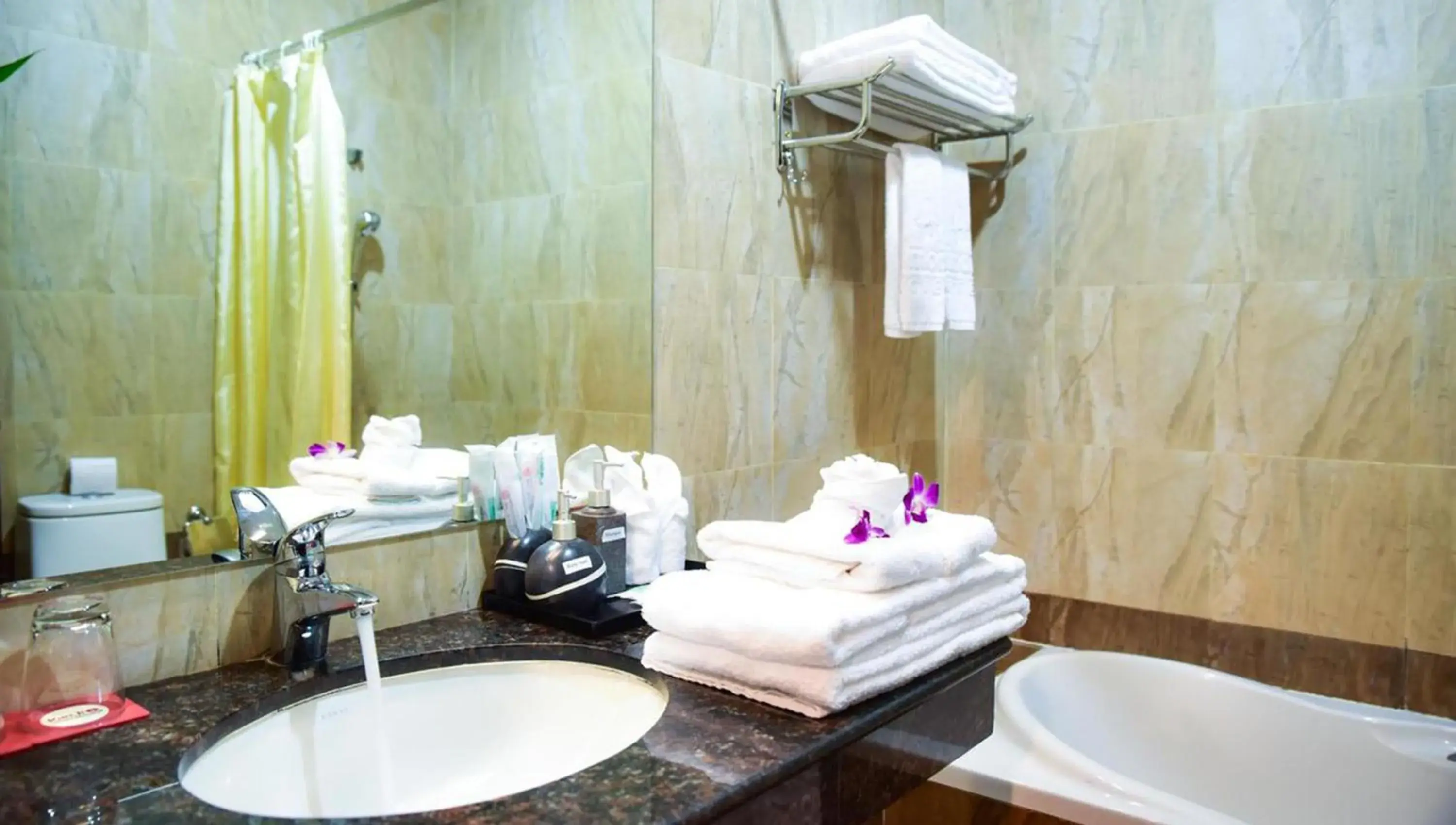 Deluxe Double – Balcony in Almond Hotel Sothearos Deluxe Double – Balcony in Almond Hotel Sothearos