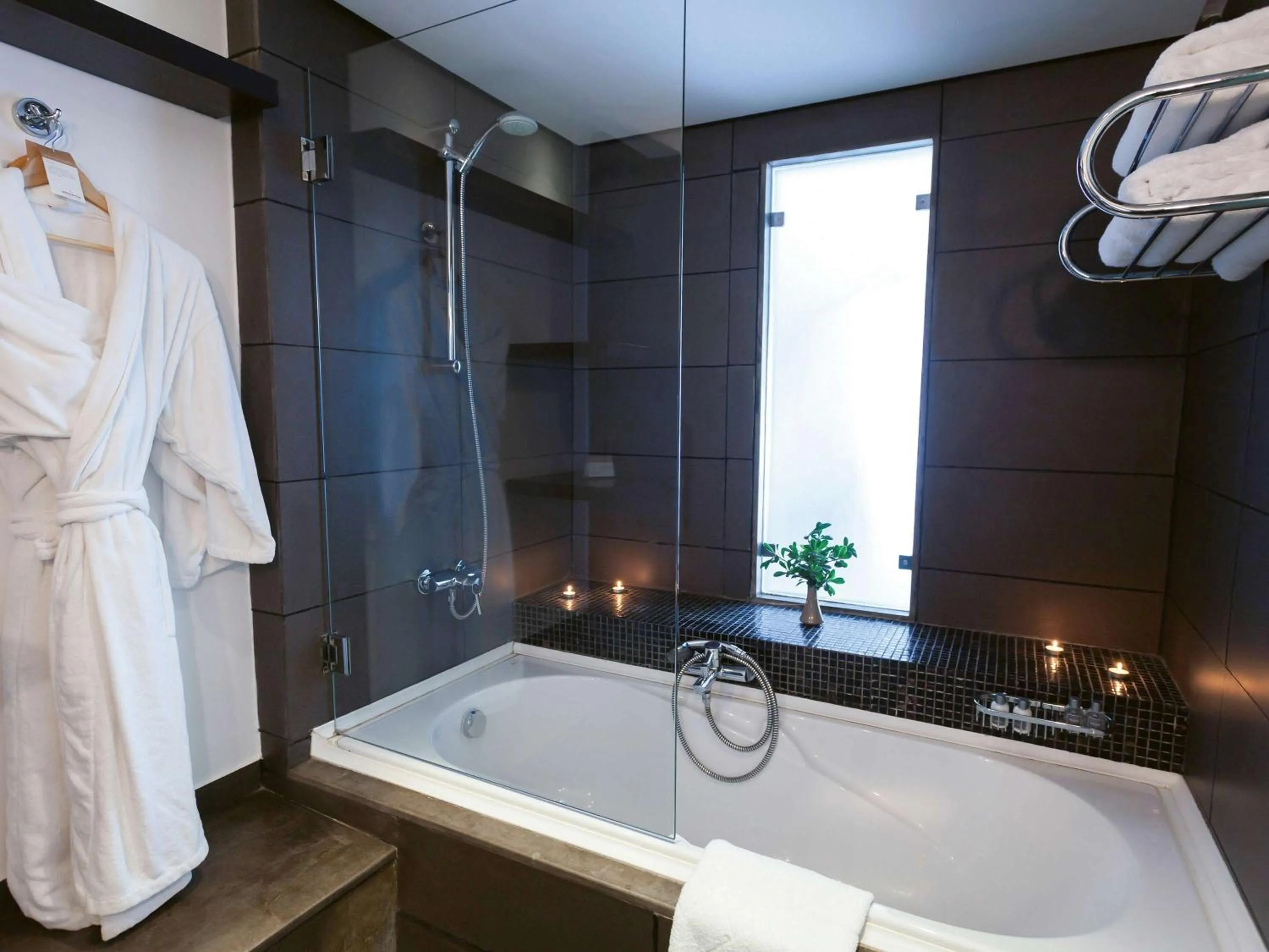 Photo of the whole room in Mövenpick Hotel Gammarth Tunis