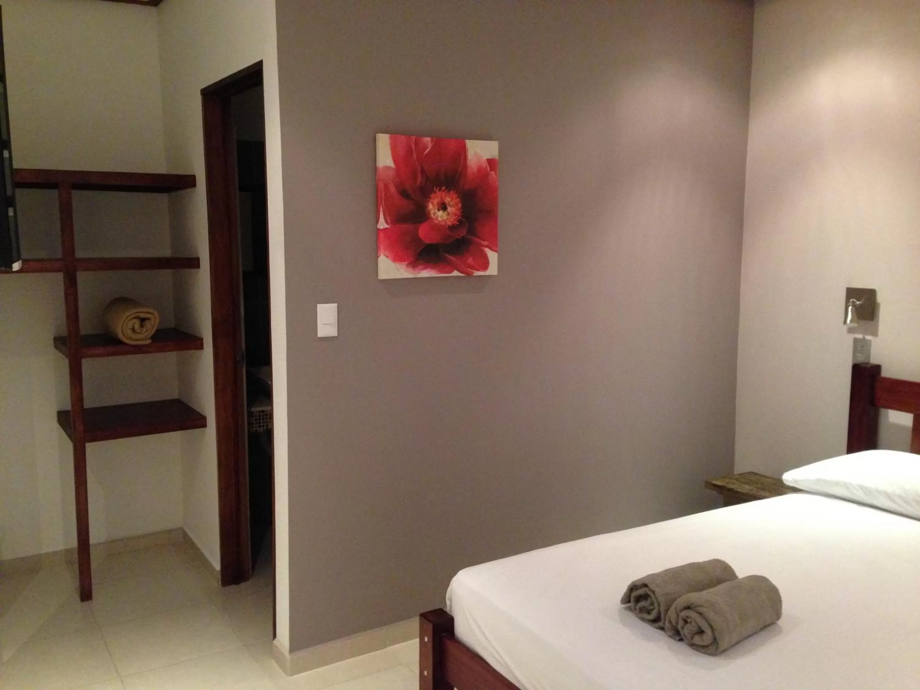 Bedroom, Bed in Casa de Lis Hotel & Tourist Info Centre