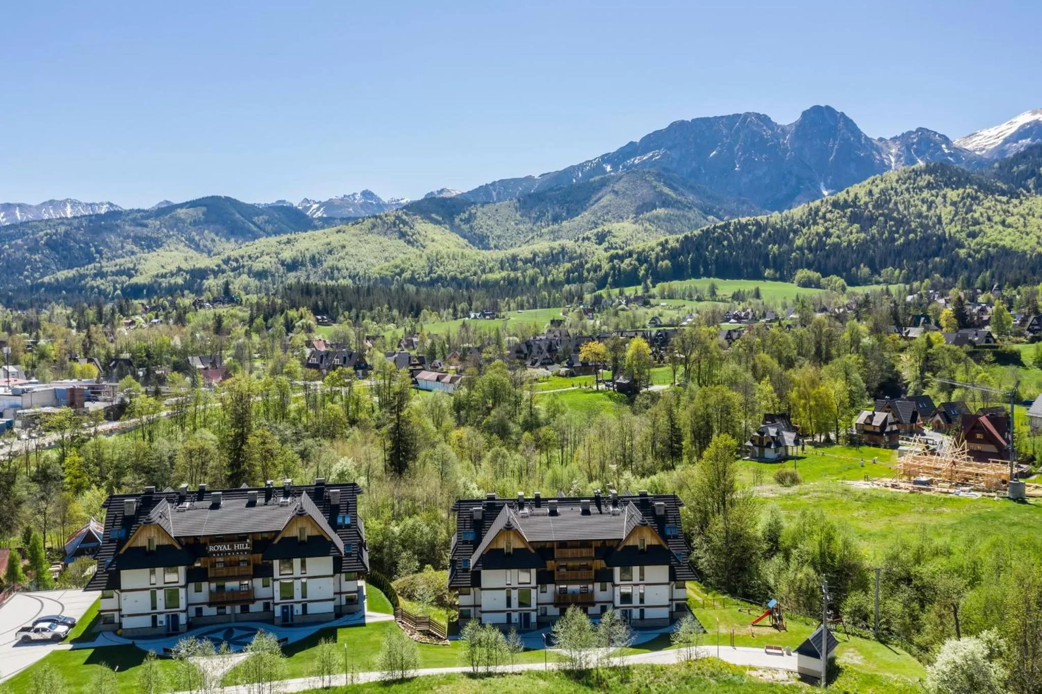 Neighbourhood in Royal Hill Residence