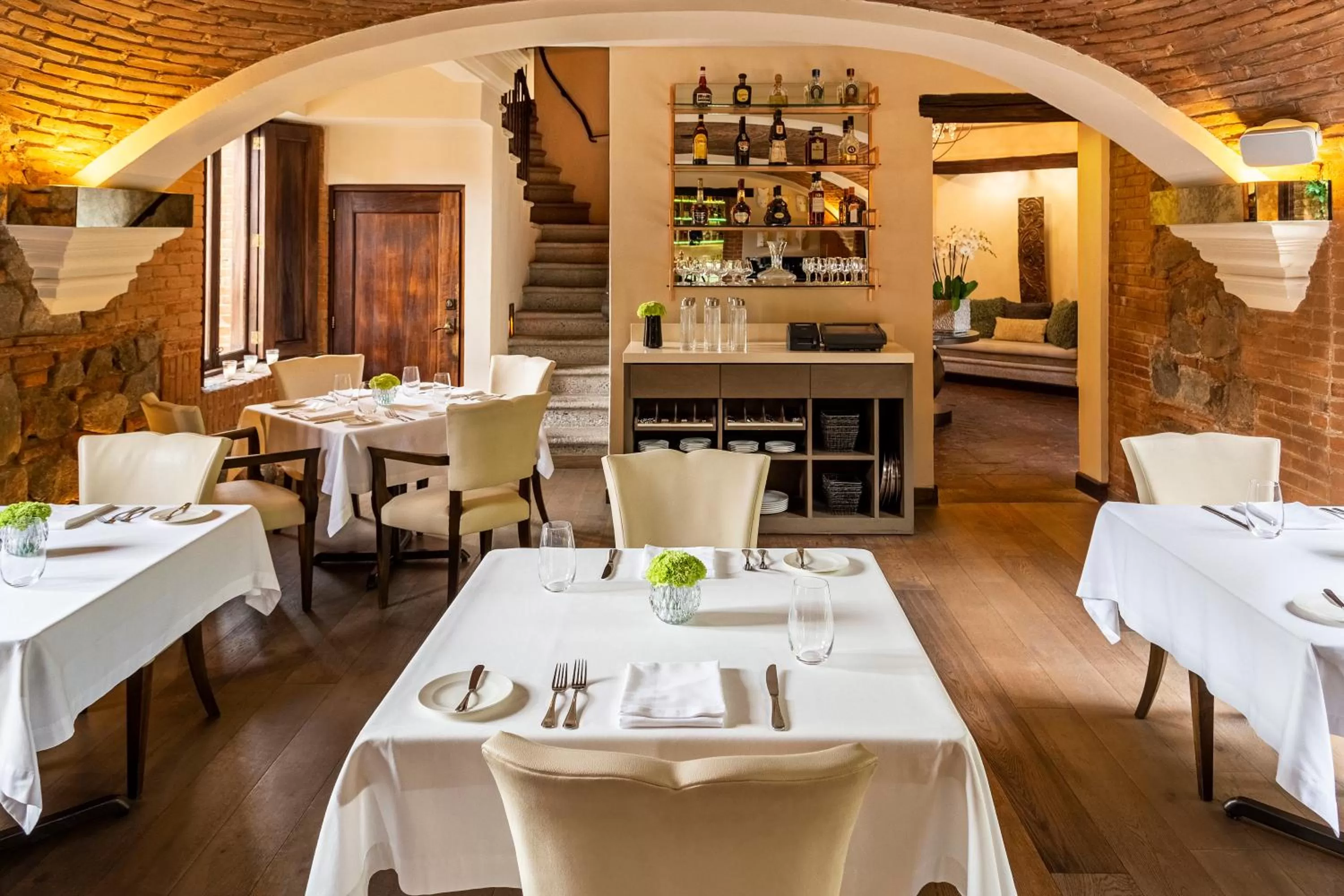 Restaurant/places to eat in El Convento Boutique Hotel