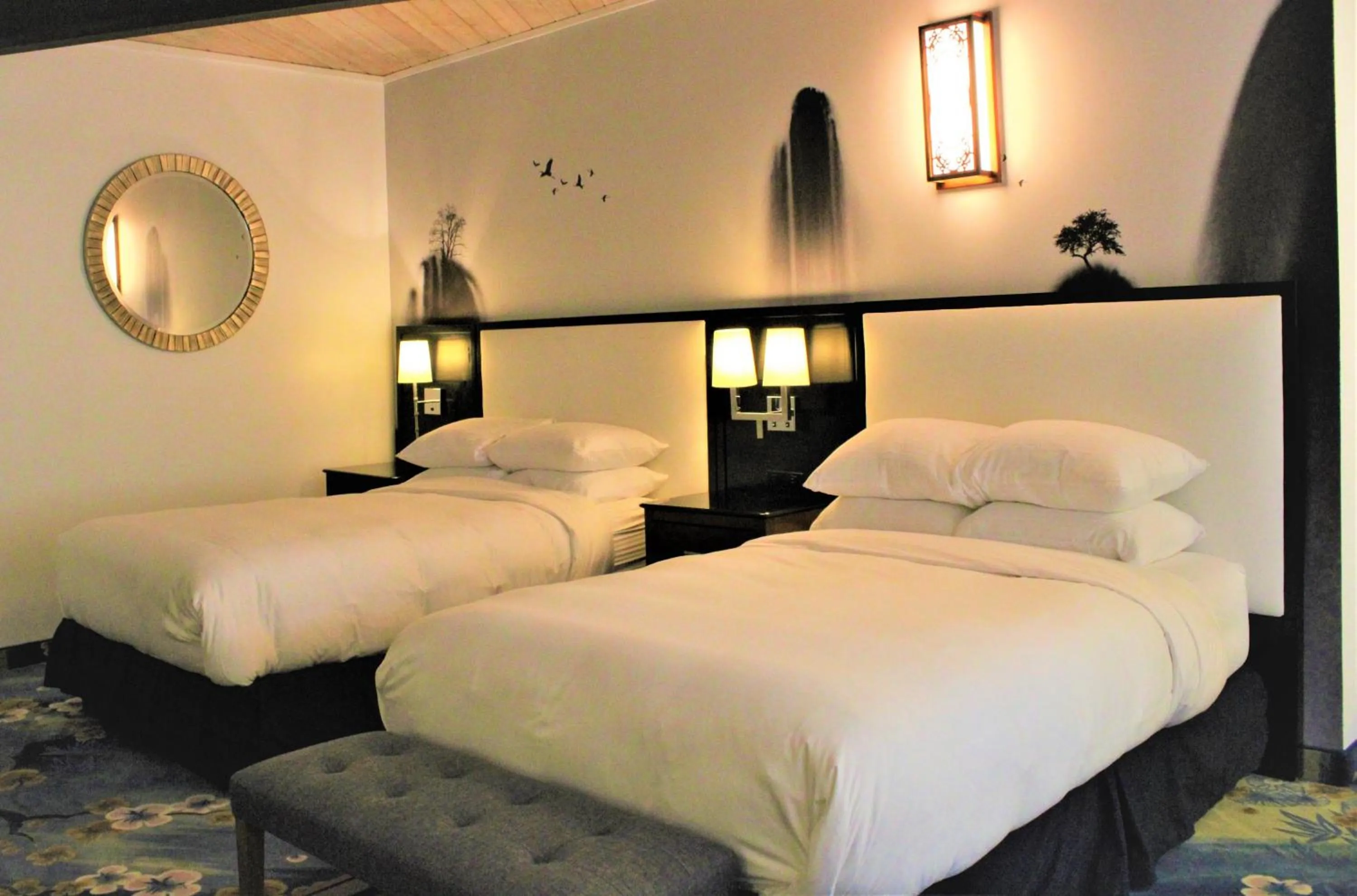 Bed in Wangshi China Palace