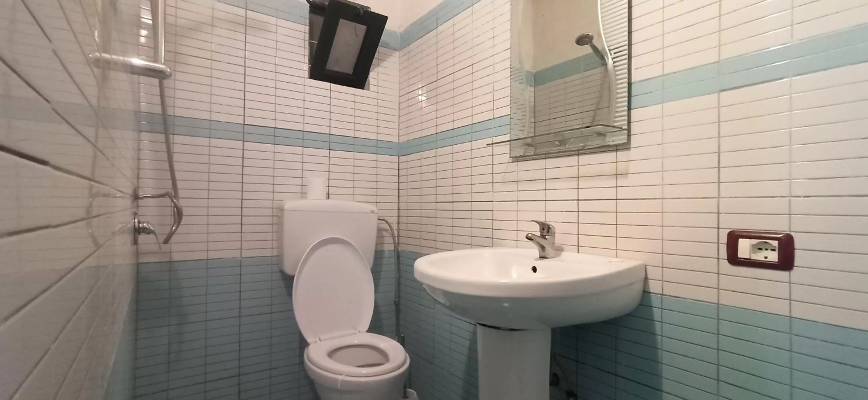 Bathroom in Maxola's Dream Orikum