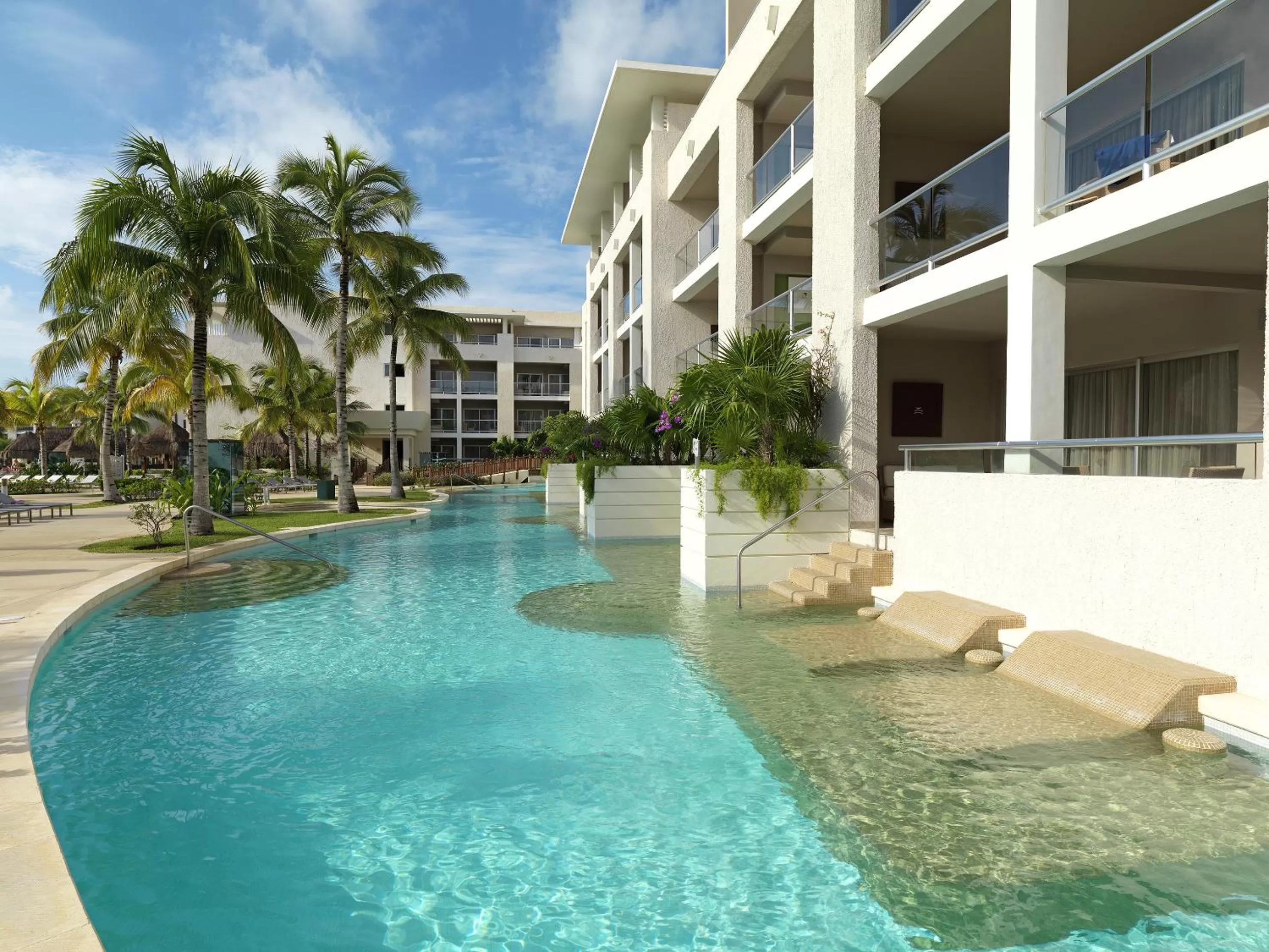 Swimming pool in Paradisus Playa del Carmen - Riviera Maya - All Inclusive