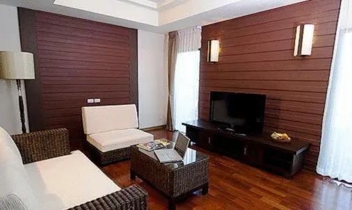 Mae Jo Golf Resort & Spa