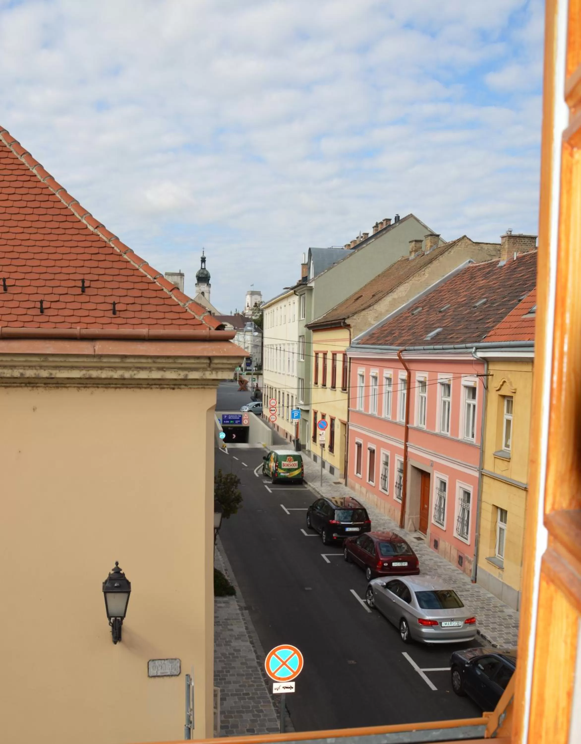 City view in Duna Panzió