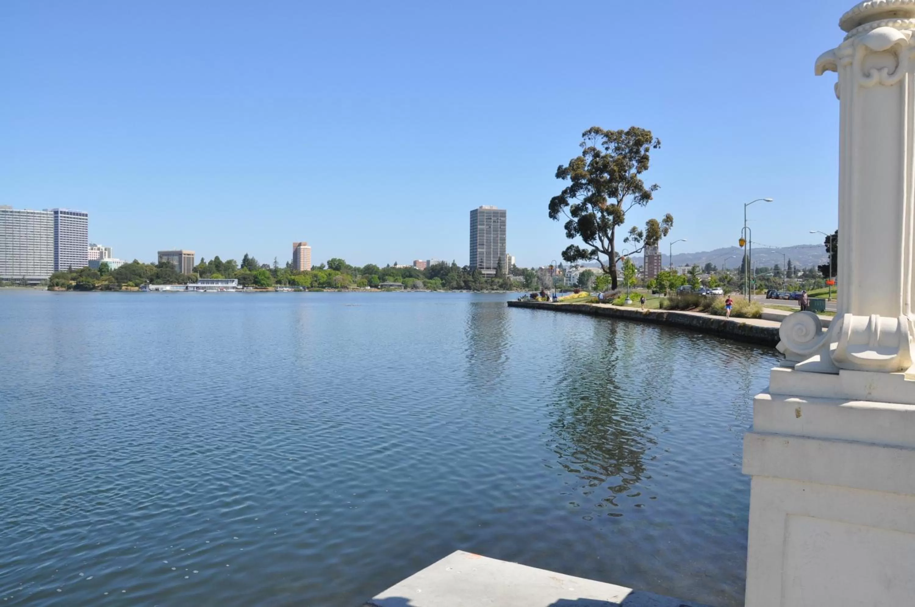 View (from property/room) in Americas Best Value Inn - Downtown Oakland/Lake Merritt