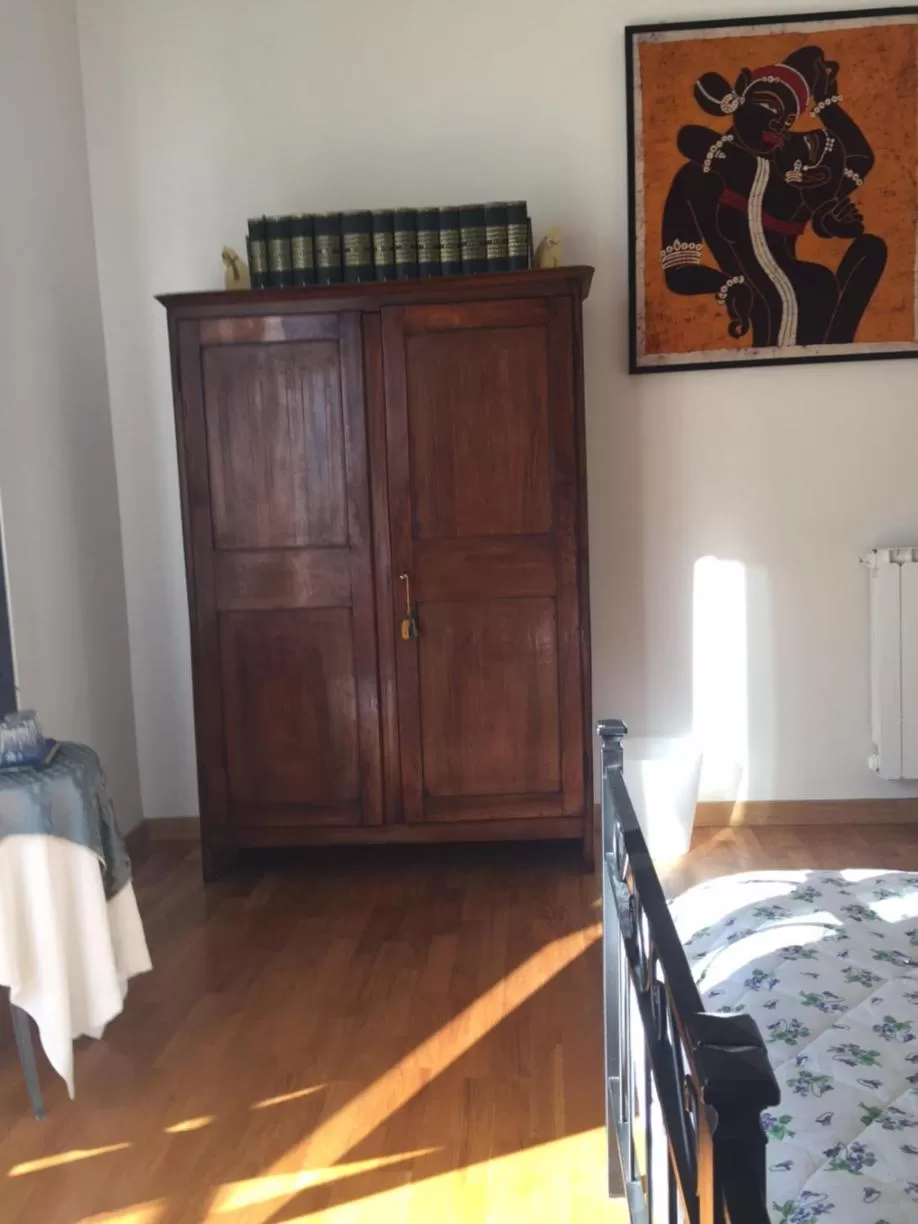 Photo of the whole room in B&B Sei Cipressi