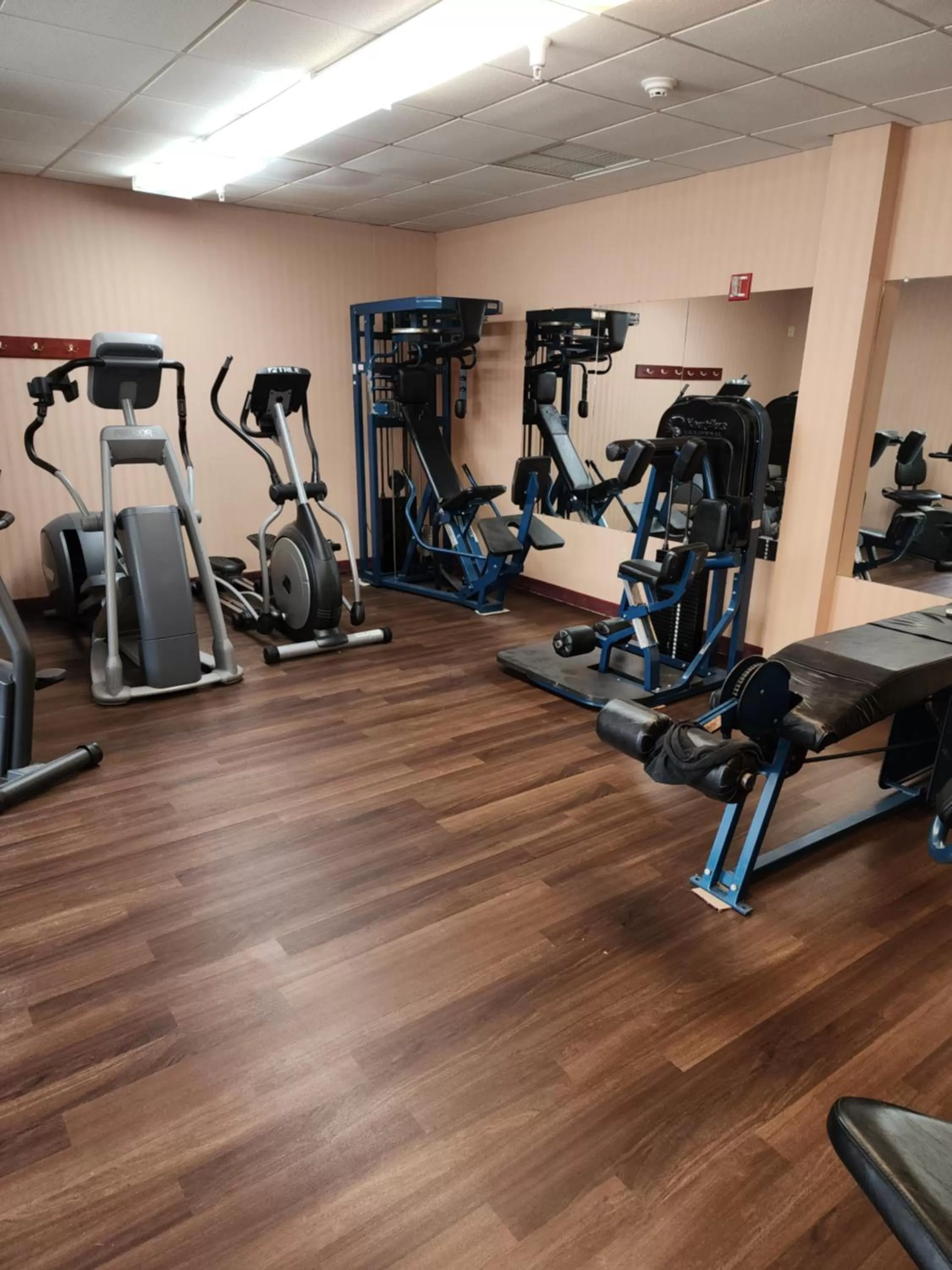 Fitness centre/facilities in Quality Inn & Suites Bellville - Mansfield