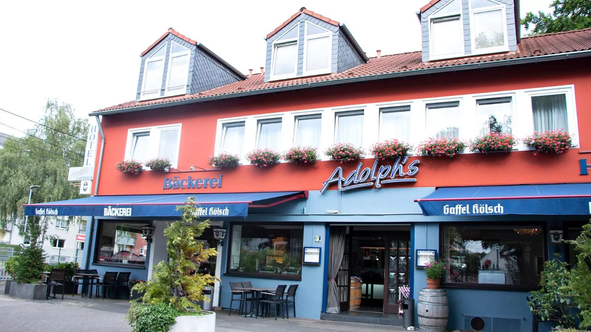 Property building in Adolphs Hotel