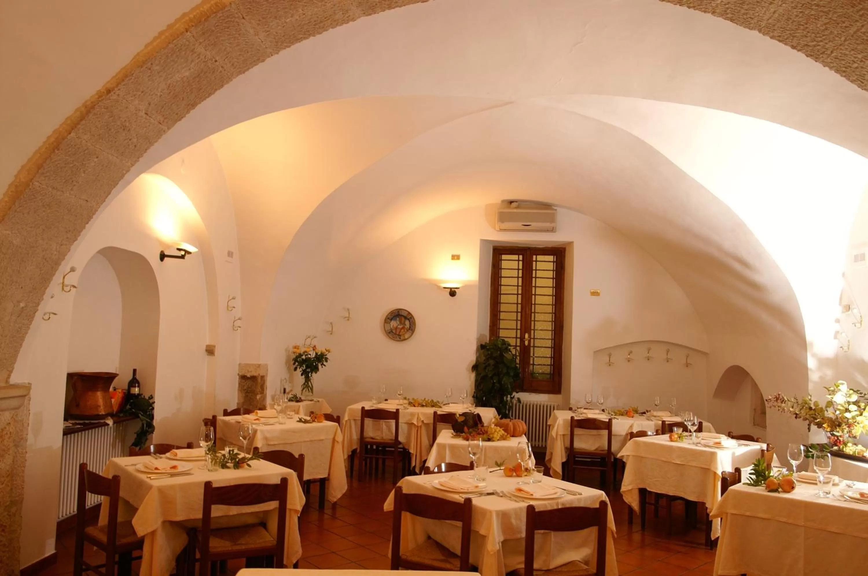 Restaurant/places to eat in La Locanda di Gino