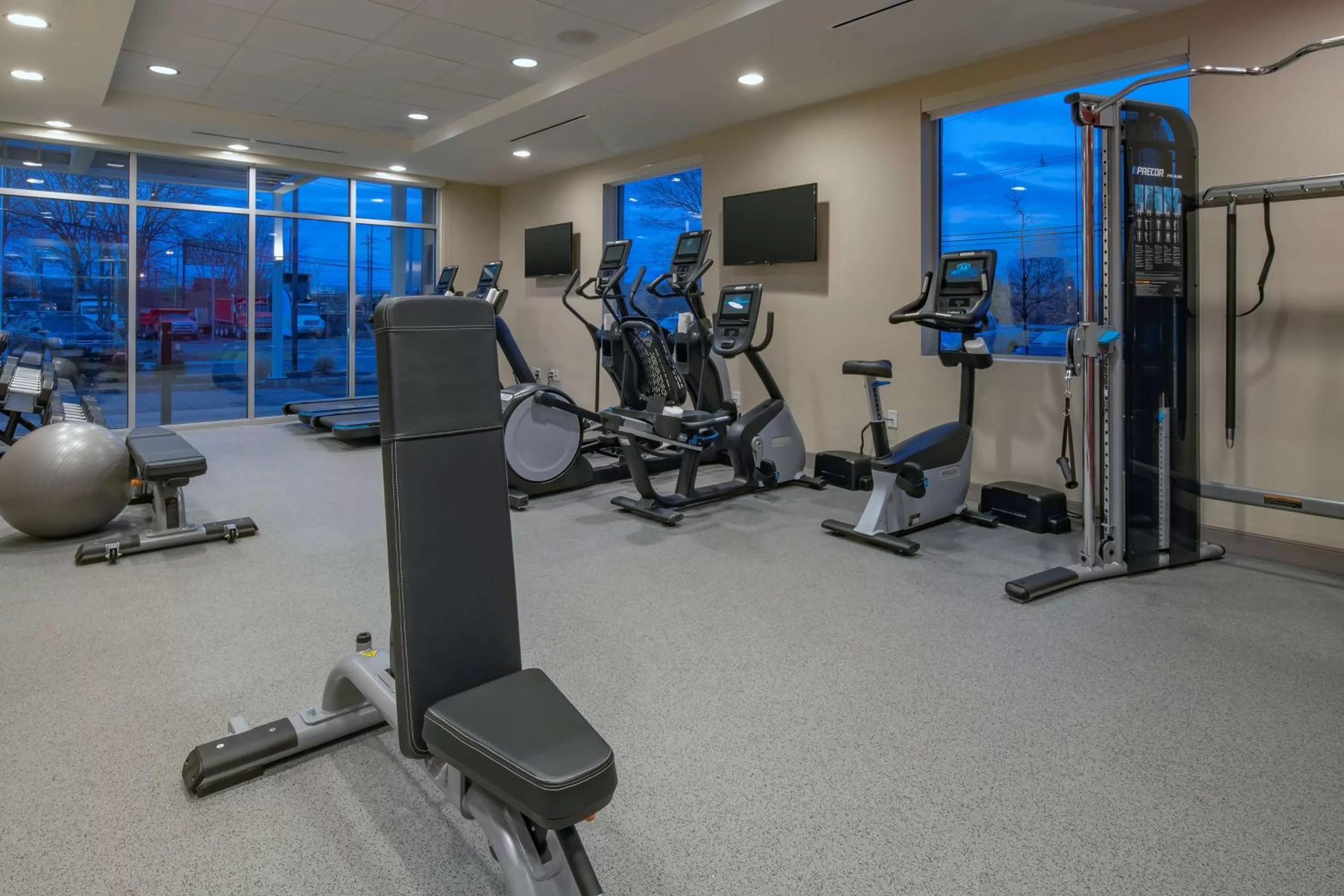 Fitness centre/facilities in Home2 Suites By Hilton Wayne, NJ