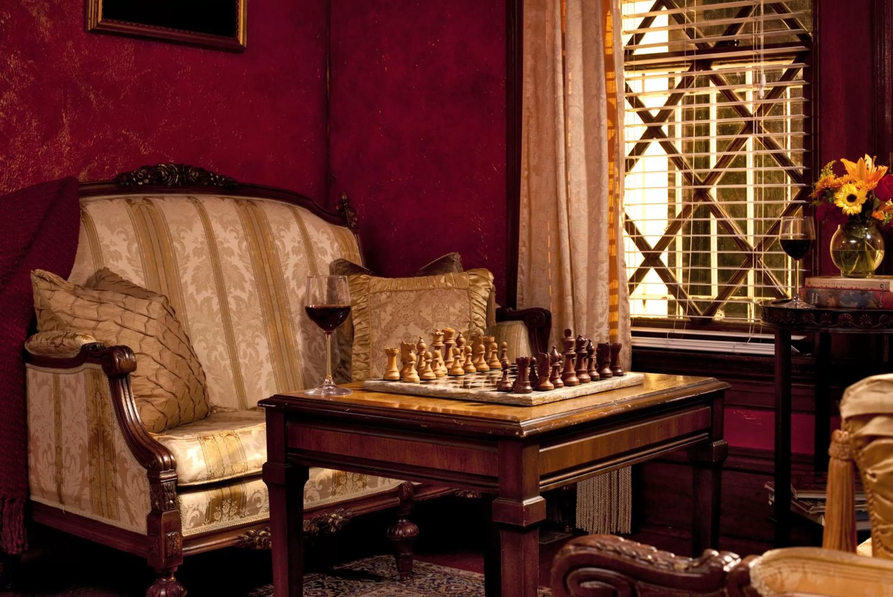 Living room in American Guest House, a Washington DC Bed and Breakfast