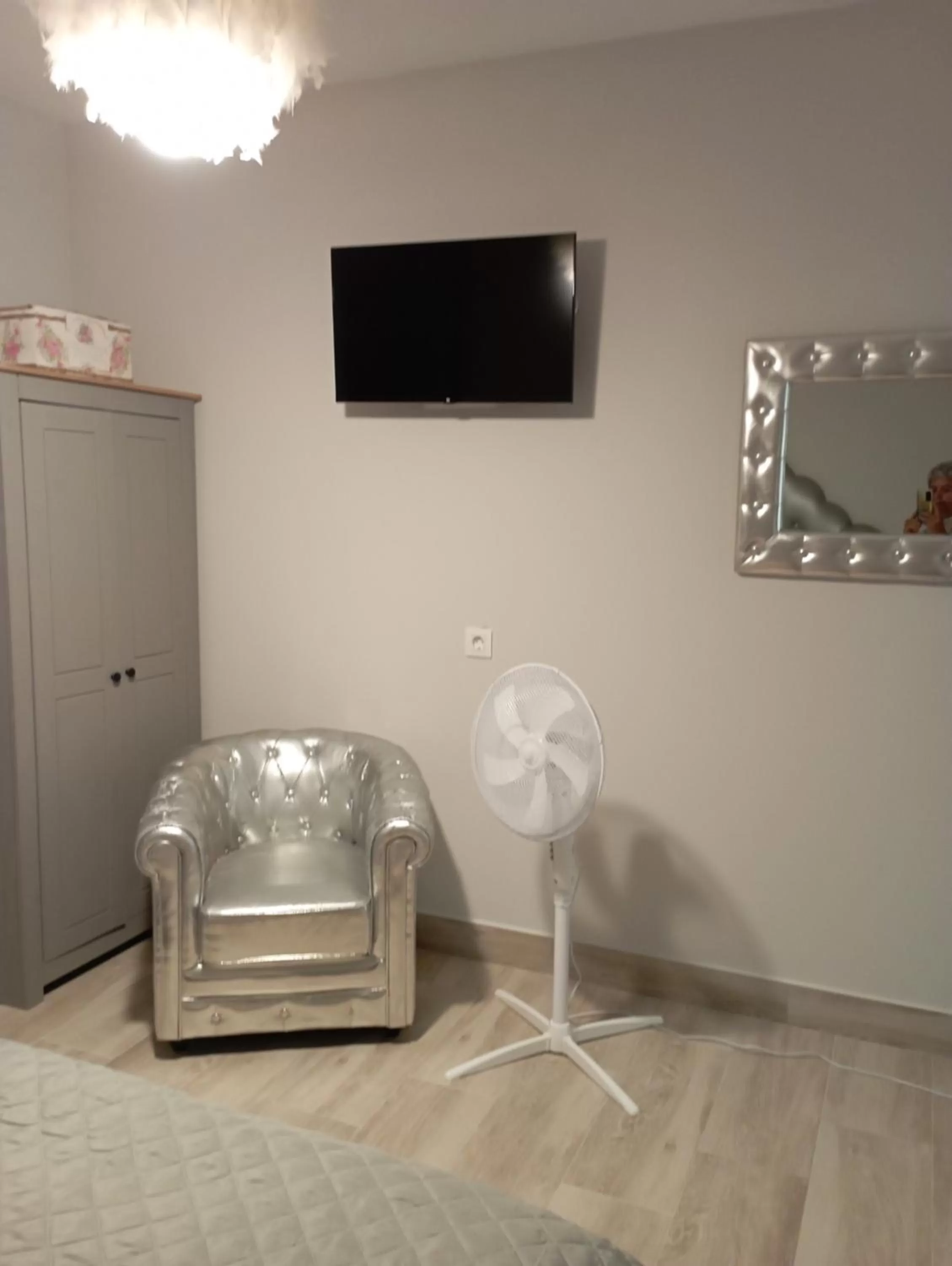 TV and multimedia, TV/Entertainment Center in Cabezo Buñuel Hostal