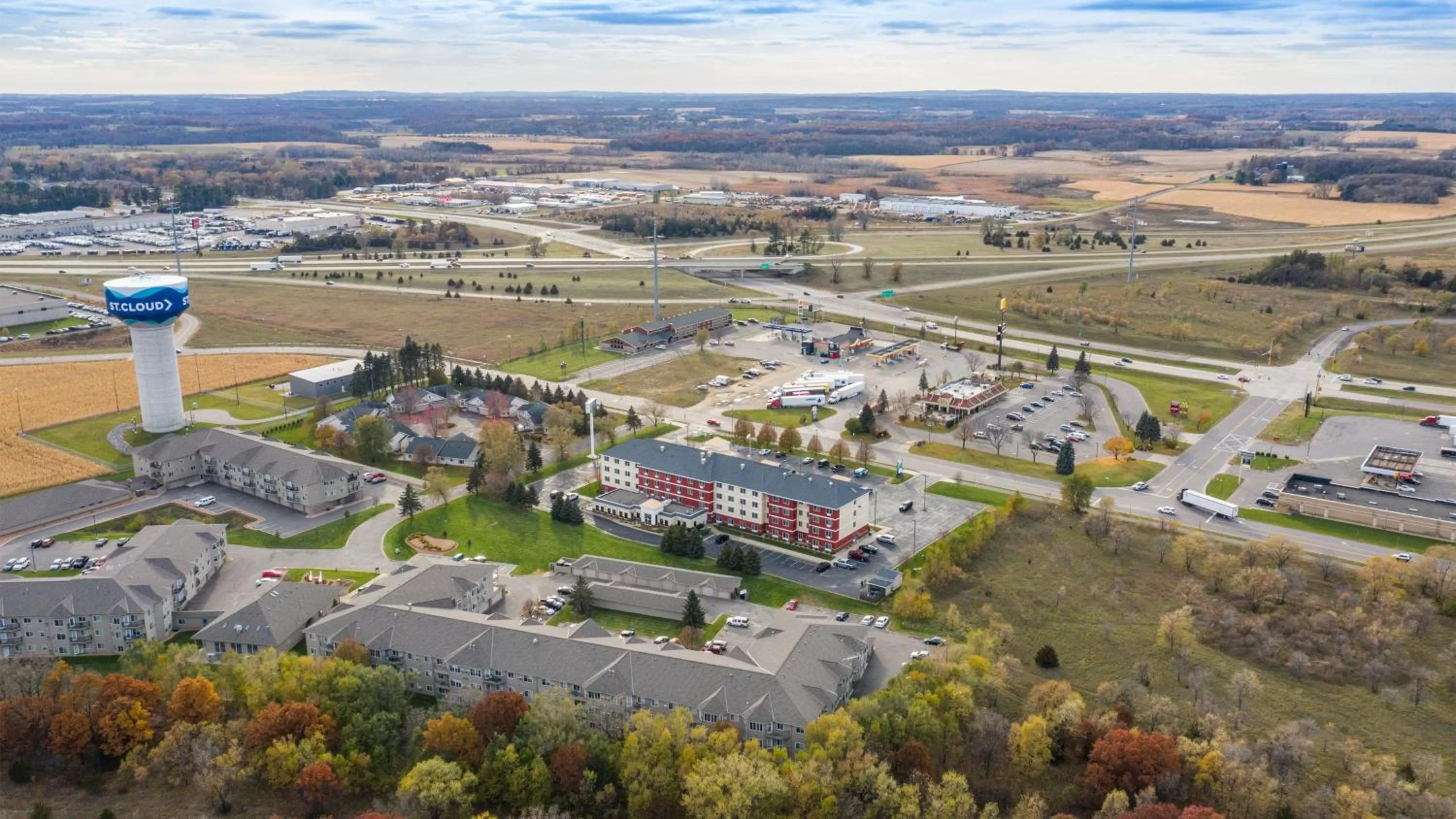 Property building in Holiday Inn Express and Suites St. Cloud by IHG