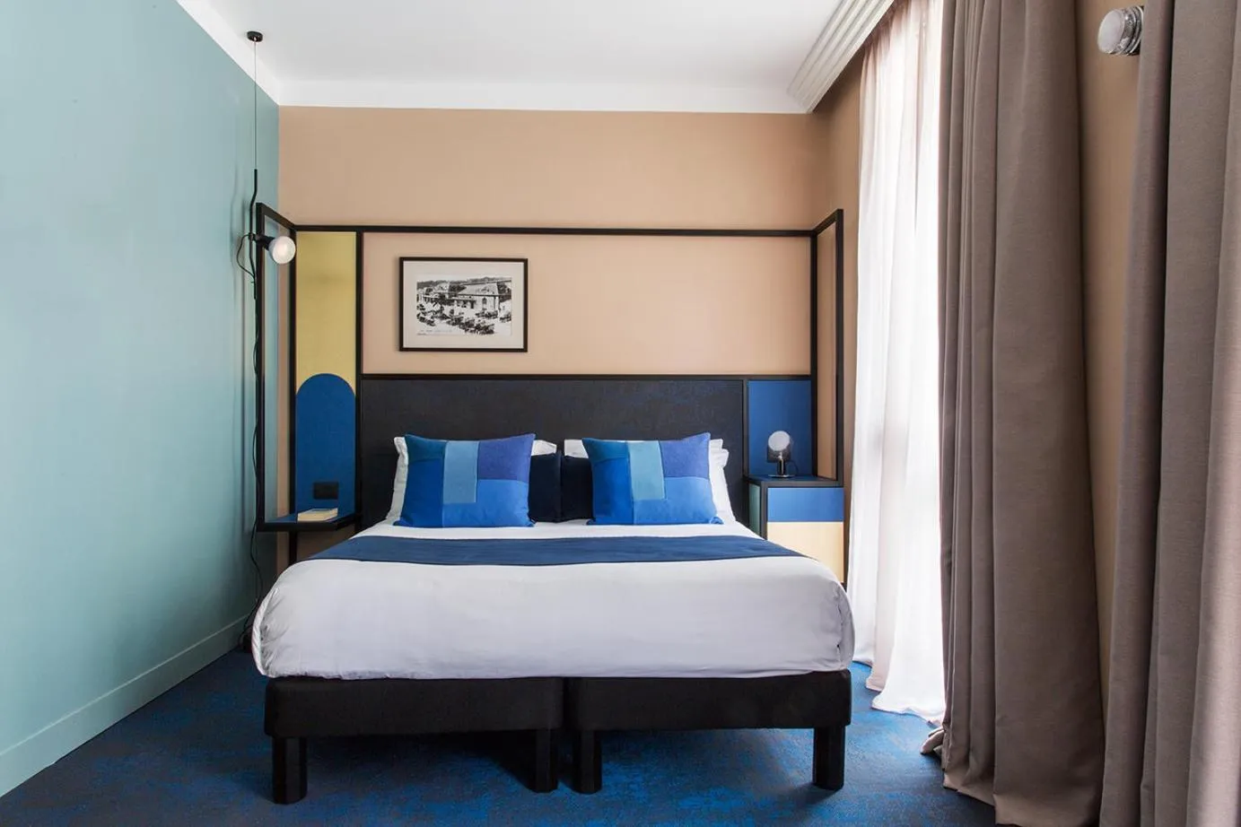 Bed in Hôtel les Cigales