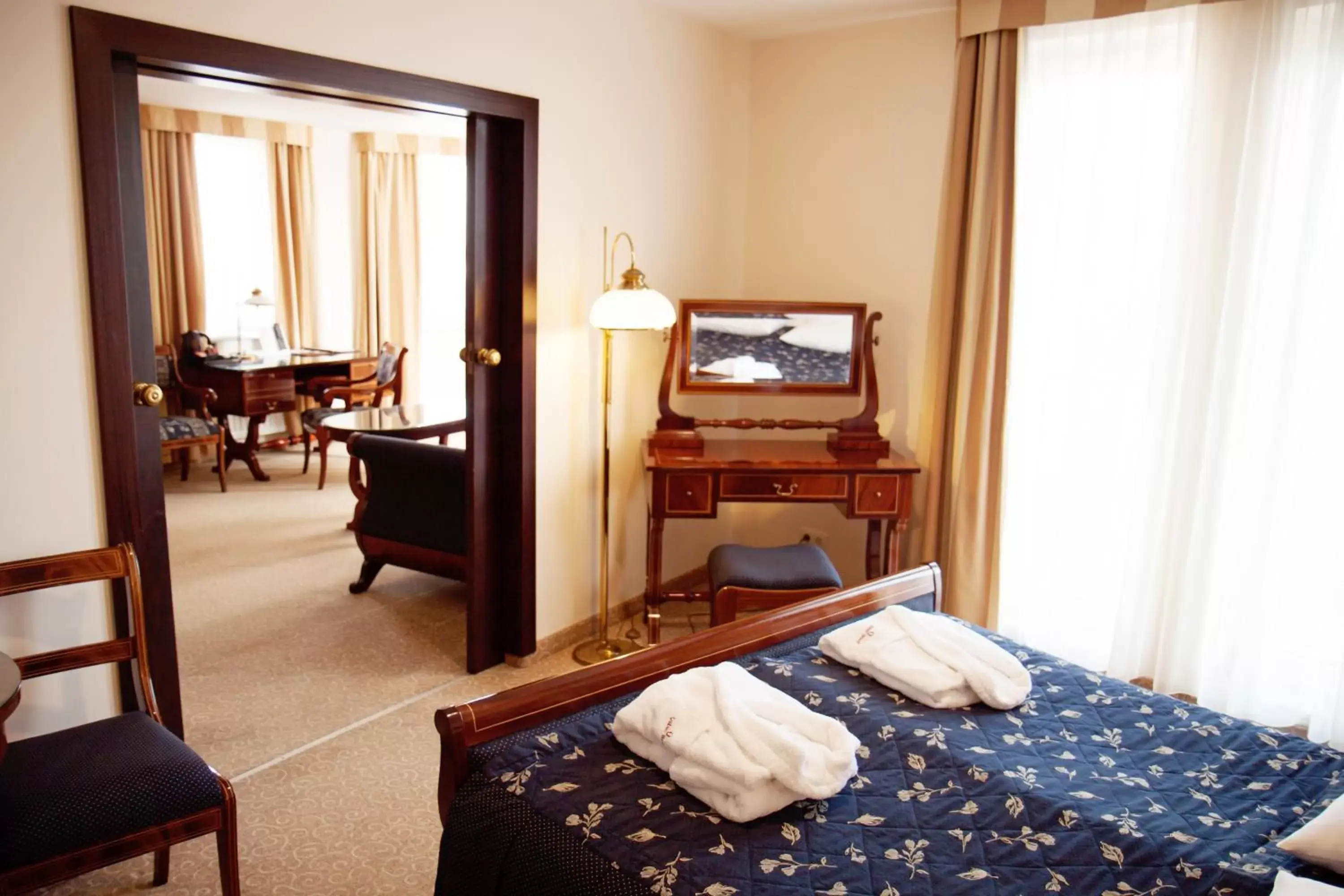 One-Bedroom Apartment in Qubus Hotel Wrocław One-Bedroom Apartment in Qubus Hotel Wrocław