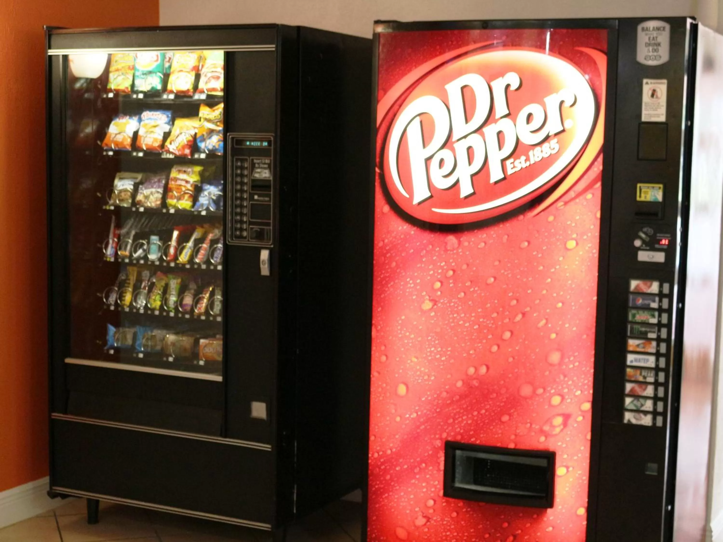 Food and drinks in Motel 6-Beaumont, TX