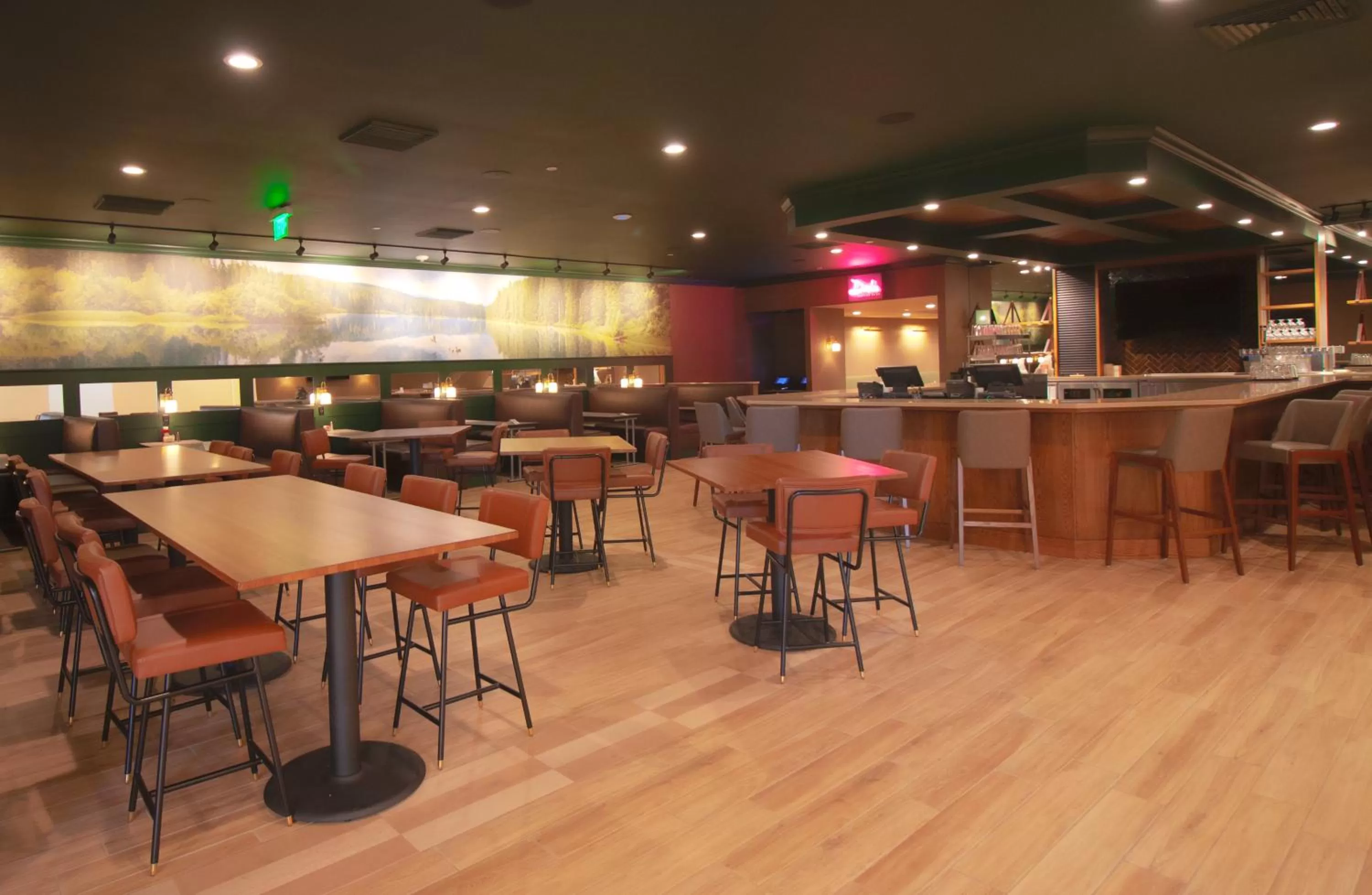 Restaurant/places to eat in The Ingleside Hotel