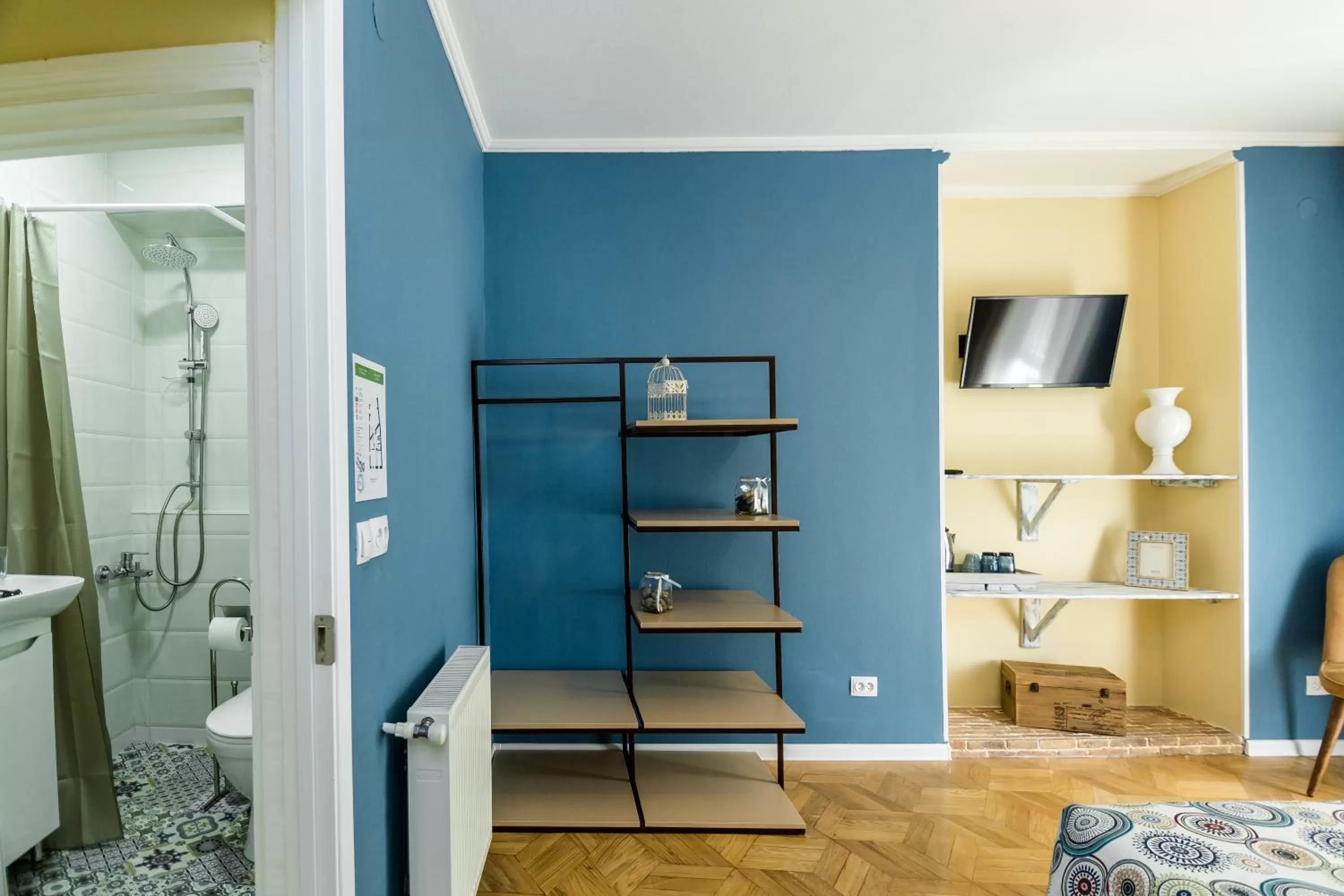 Bedroom in Gvino Minda