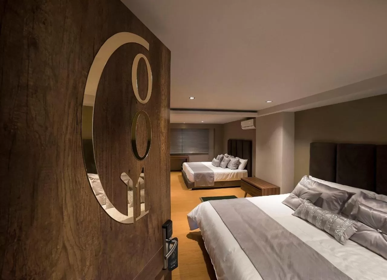 Photo of the whole room, Bed in Albura Hotel