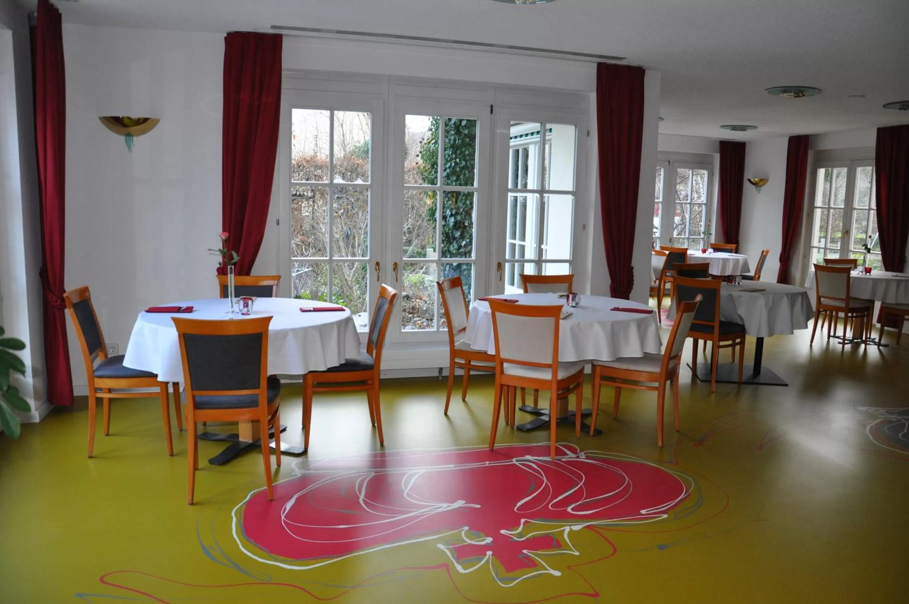 Restaurant/Places to Eat in Hotel Krone Überlingen am Ried