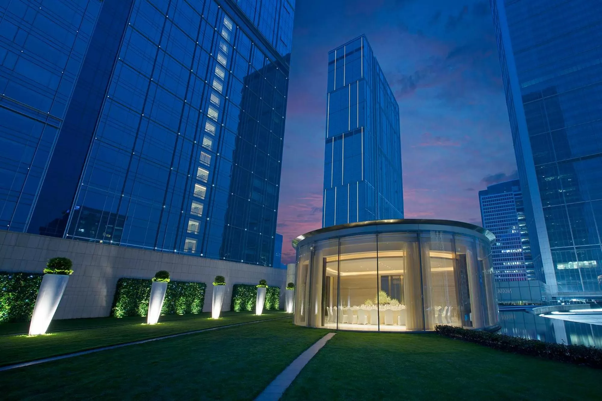 Property building in Niccolo Chengdu