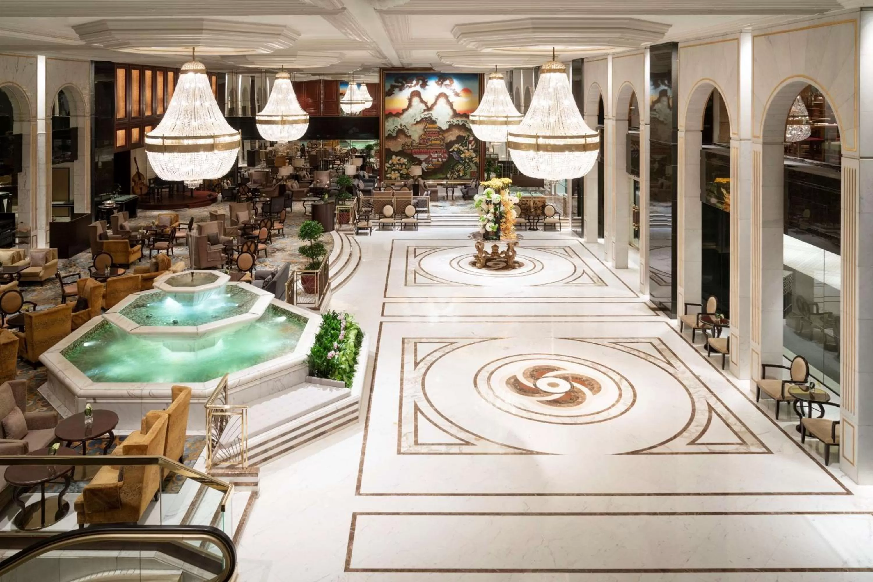 Lobby or reception in Kowloon Shangri-La, Hong Kong
