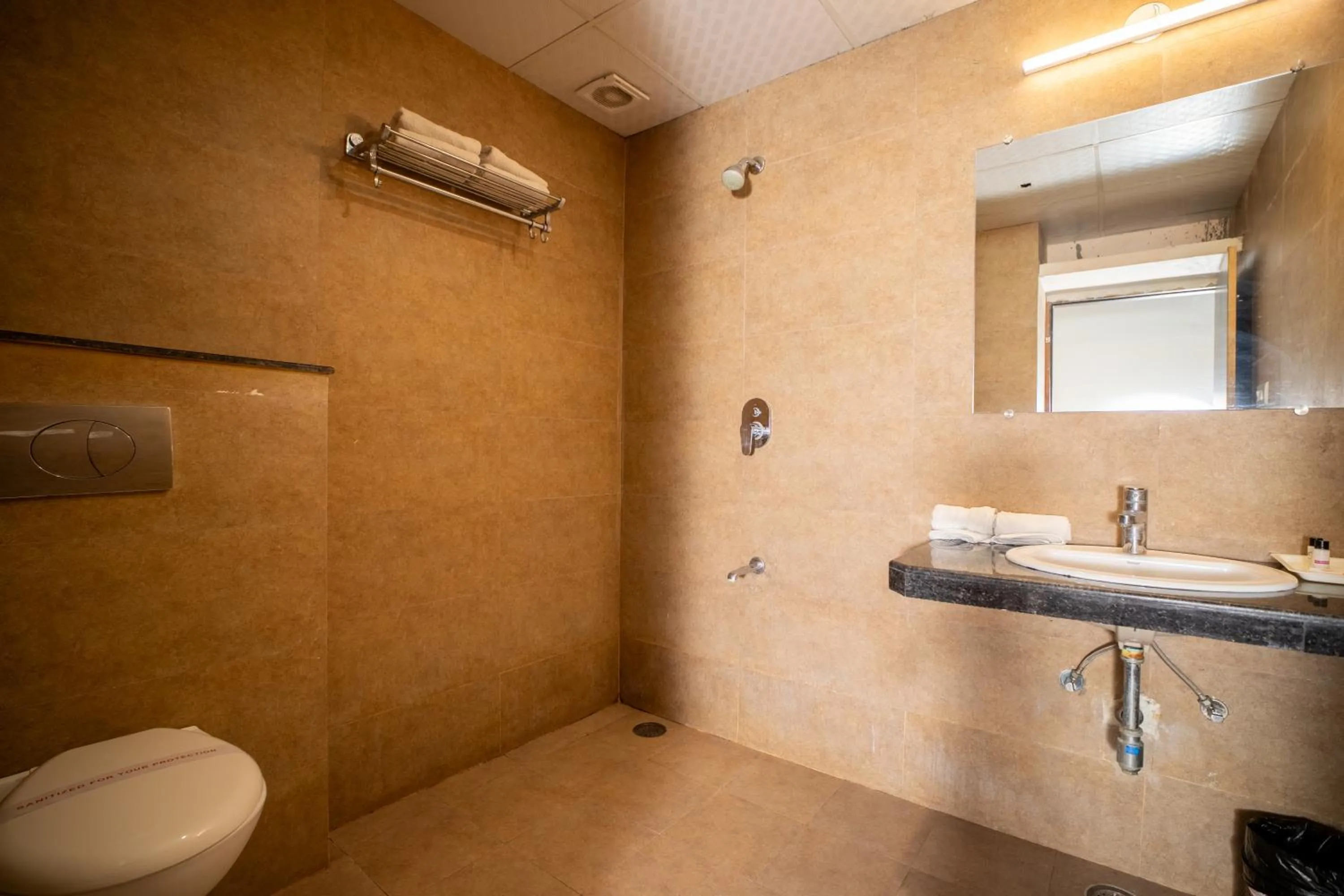 Bathroom in Hotel Laxmi Niwas - A Heritage Retreat