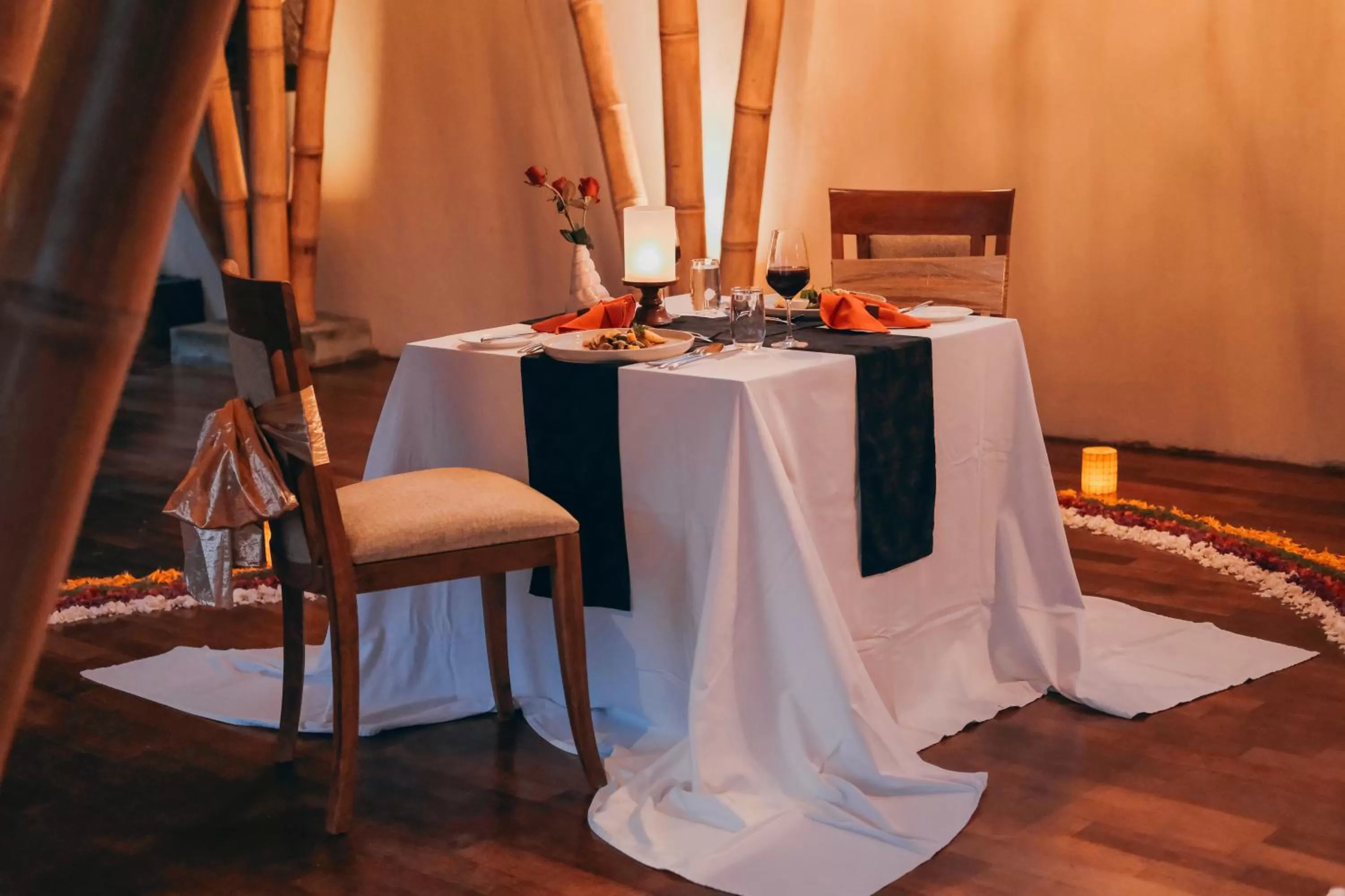 Restaurant/places to eat in The Sankara Suites and Villas