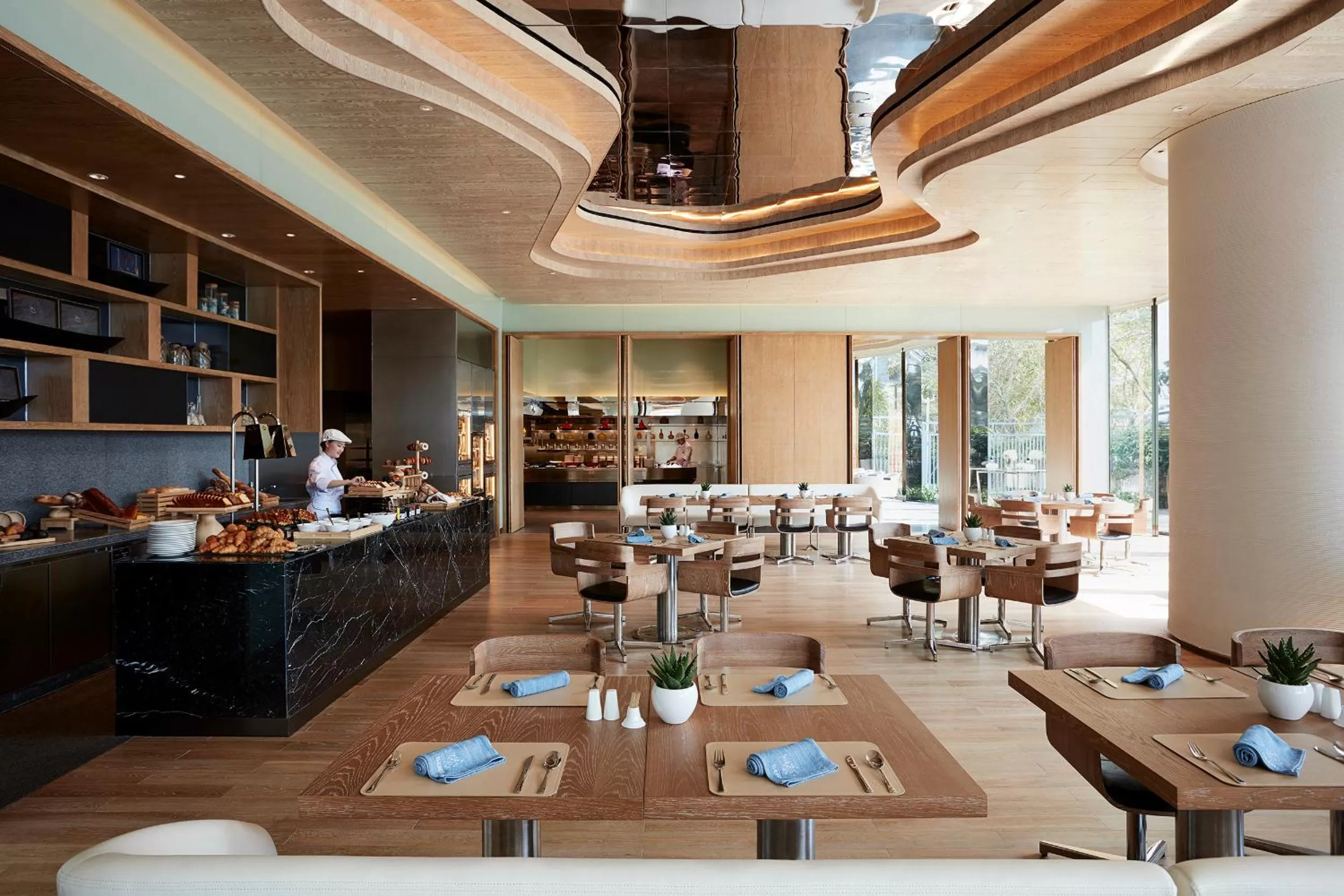 Restaurant/places to eat in The Shanhaitian Resort Sanya, Autograph Collection