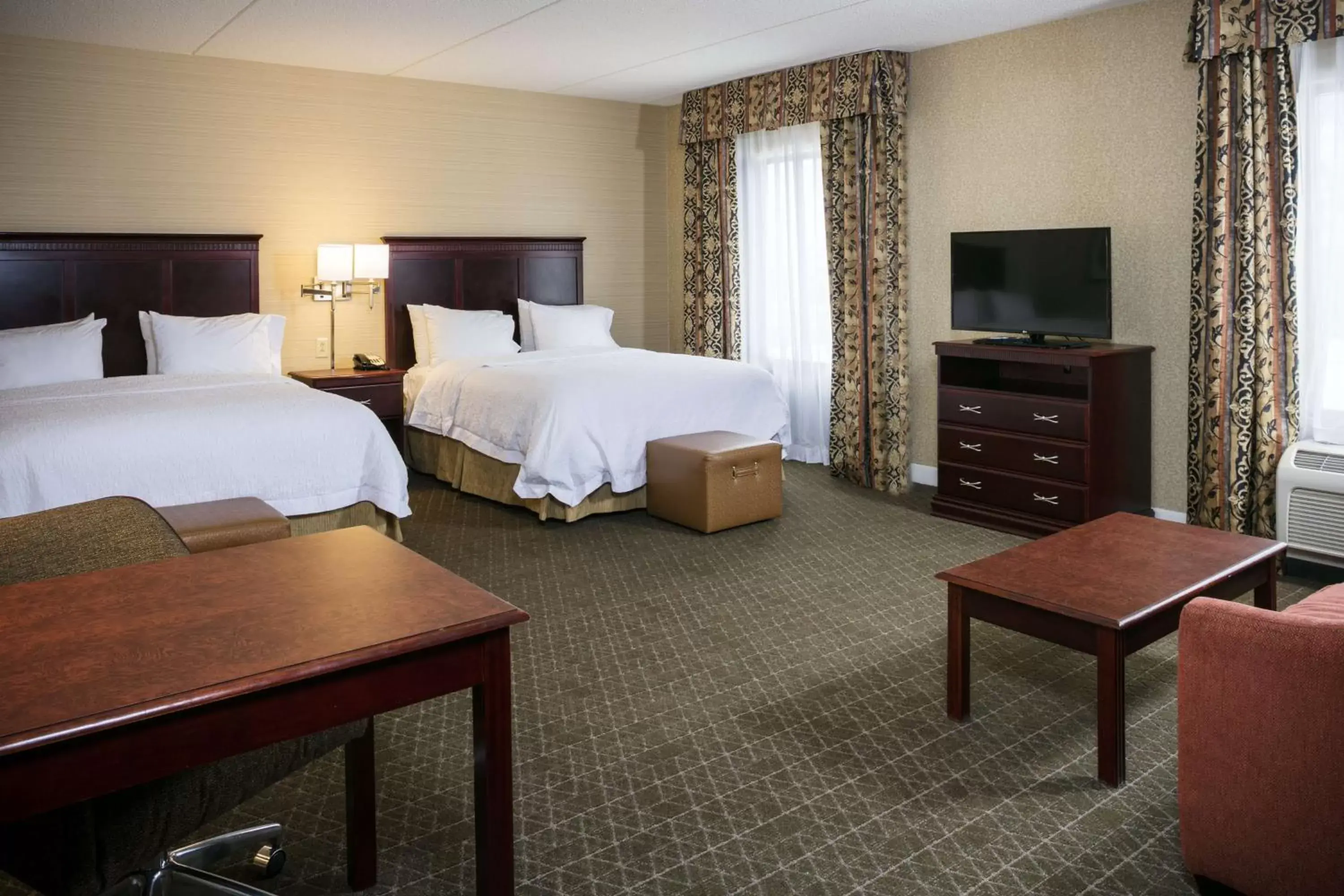 Queen Studio Suite with Two Queen Beds and Sofa Bed - Non-Smoking in Hampton Inn & Suites Toledo-Perrysburg Queen Studio Suite with Two Queen Beds and Sofa Bed - Non-Smoking in Hampton Inn & Suites Toledo-Perrysburg