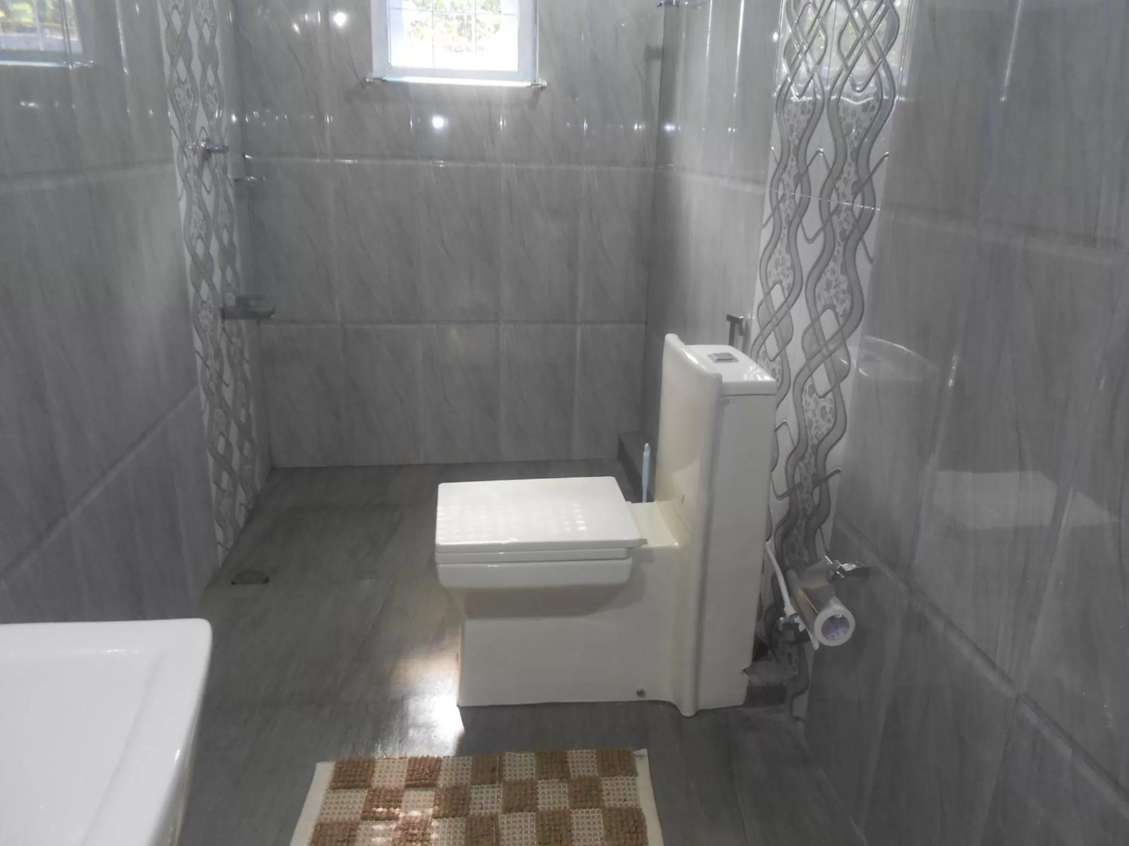 Toilet, Bathroom in Resort Beam