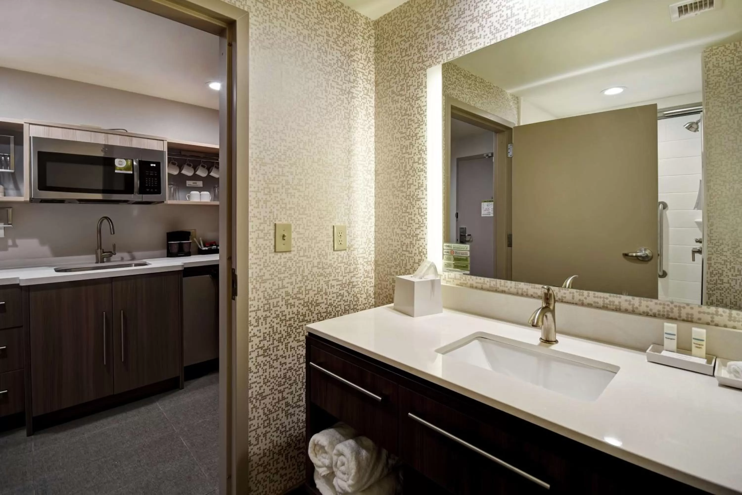 Bathroom in Home2 Suites By Hilton Birmingham/Fultondale, Al
