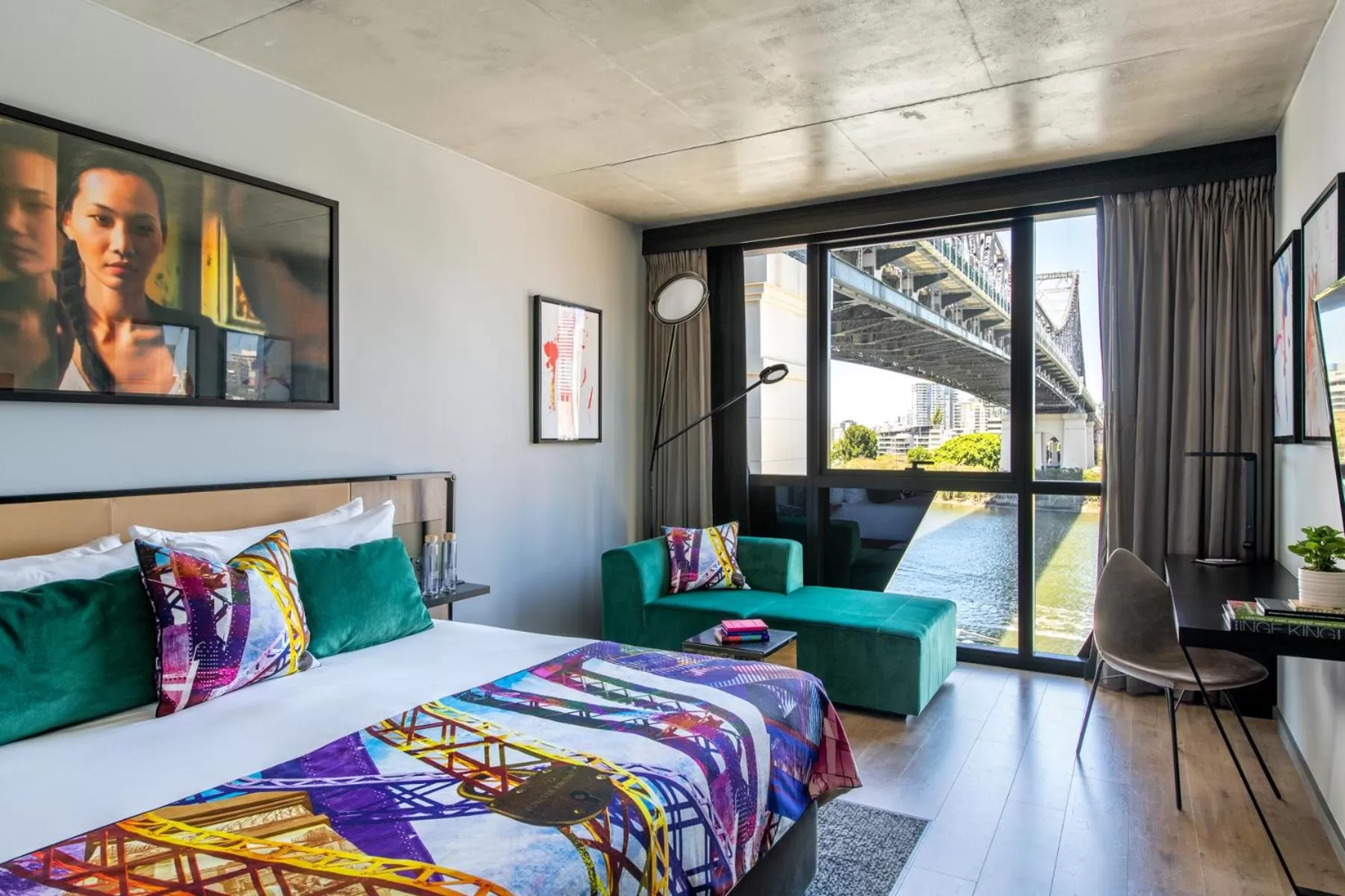 View (from property/room), Bed in Crystalbrook Vincent