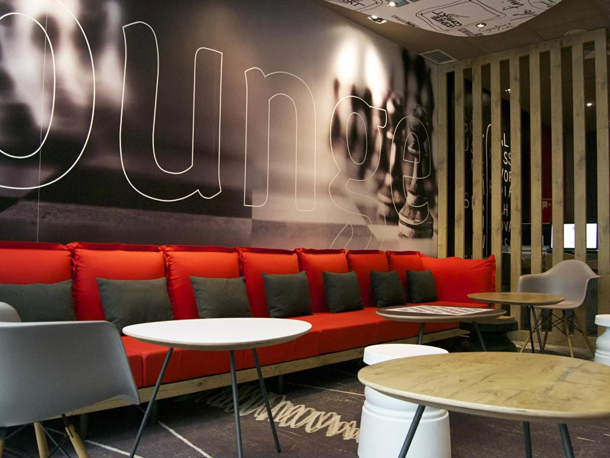 Lounge or bar in Hotel ibis Lisboa Saldanha