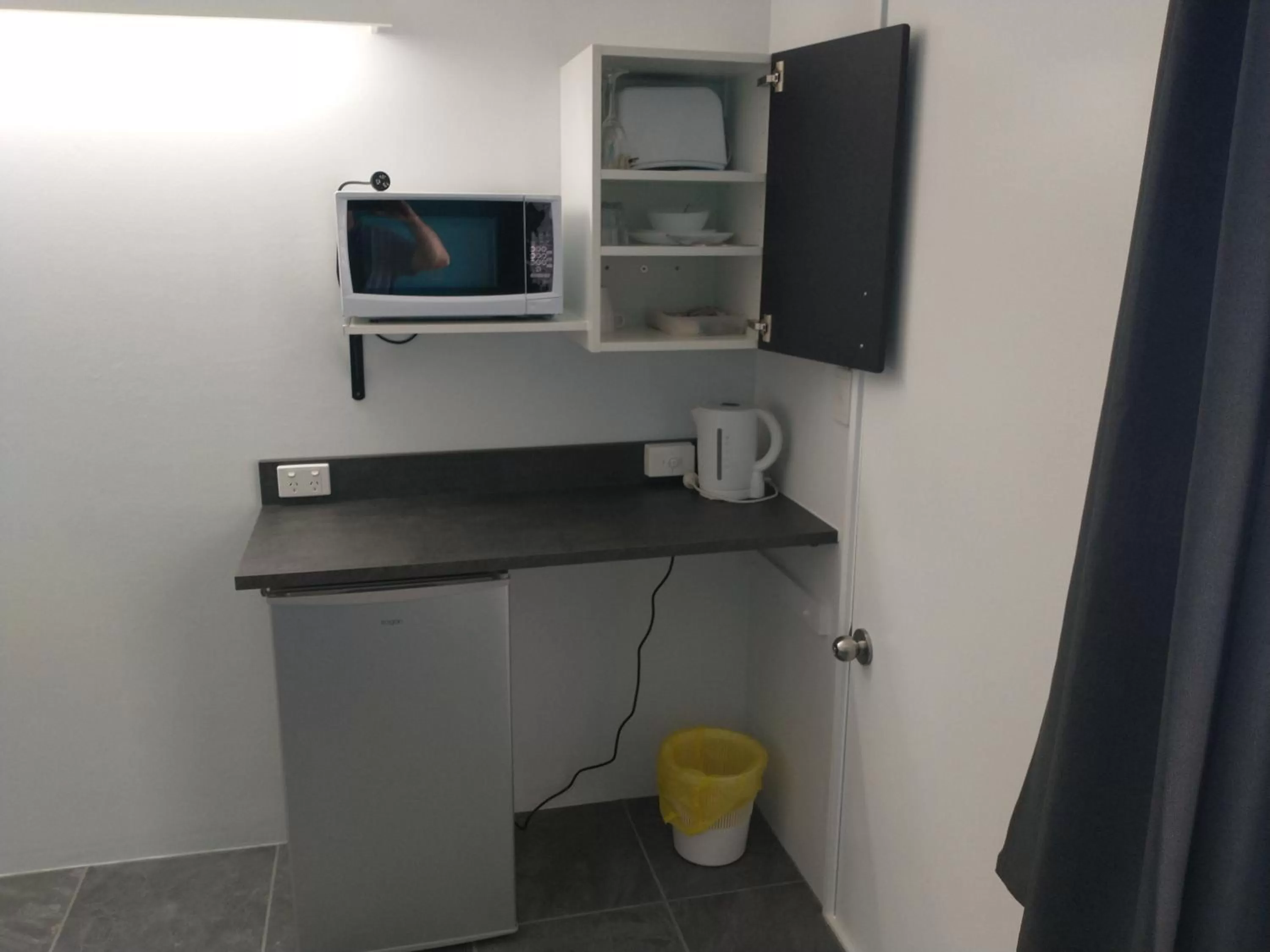 Coffee/tea facilities in Aspley Sunset Motel