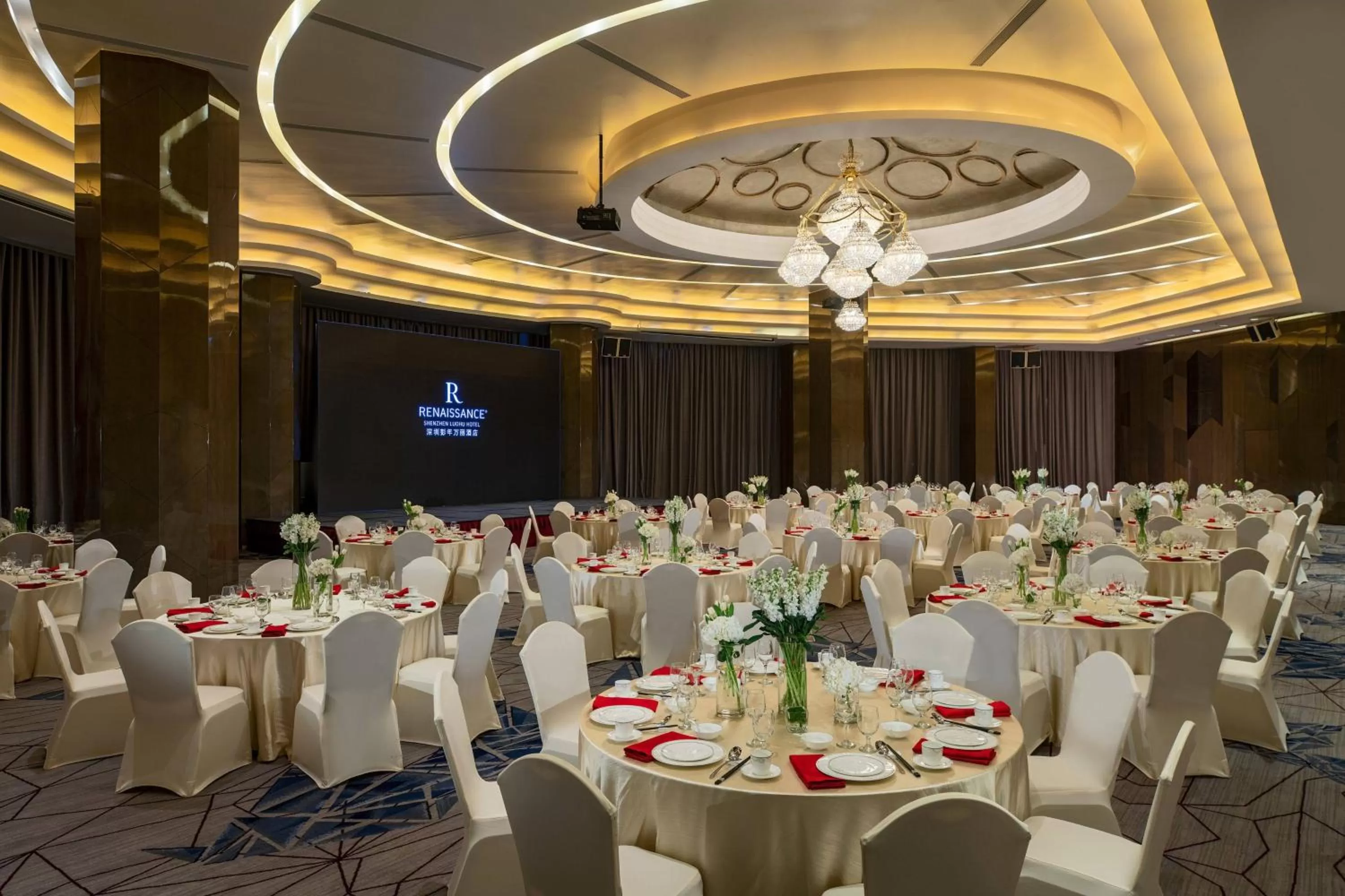 Meeting/conference room in Renaissance Shenzhen Luohu Hotel