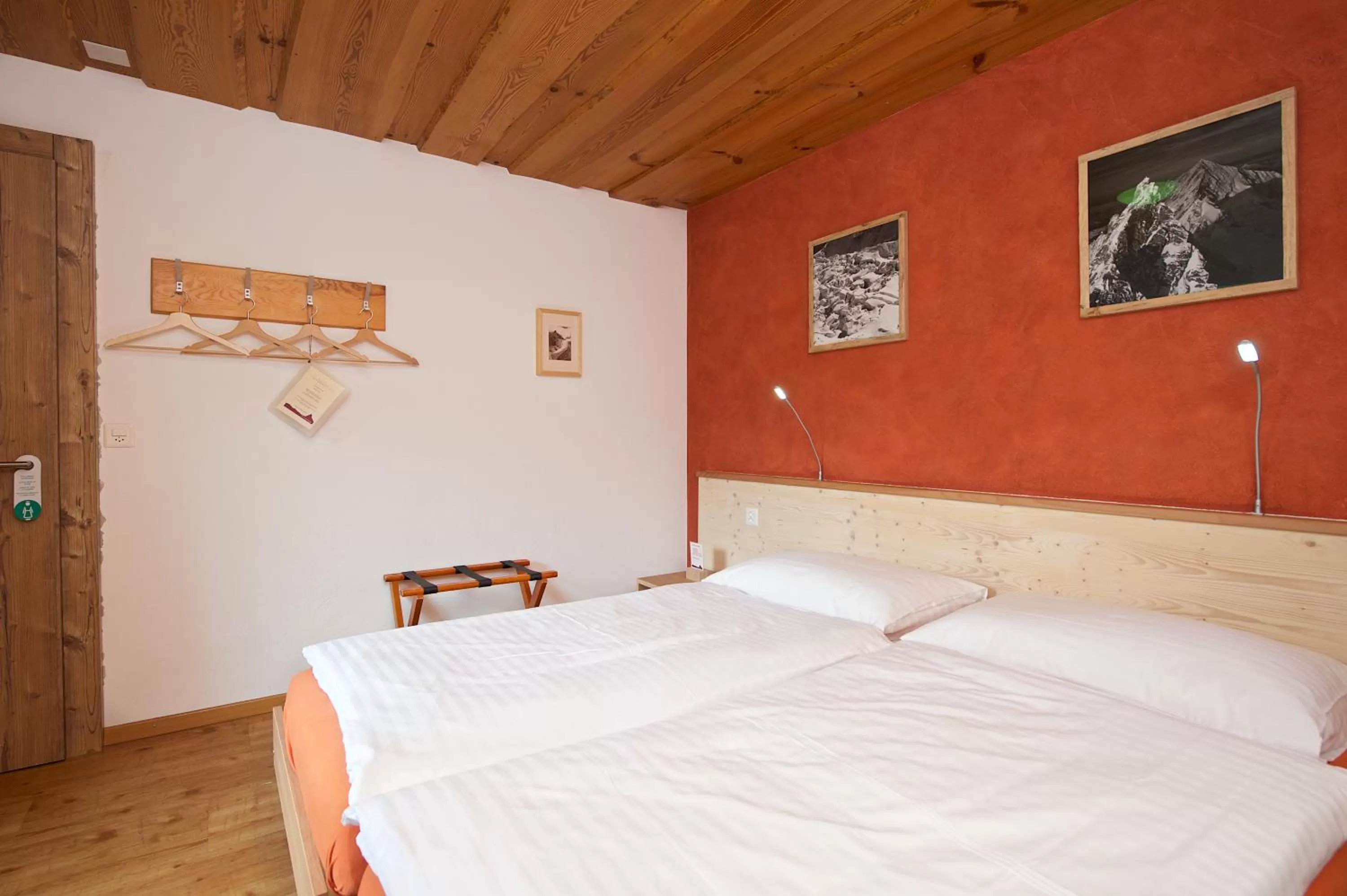 Bed in Hotel Bahnhof