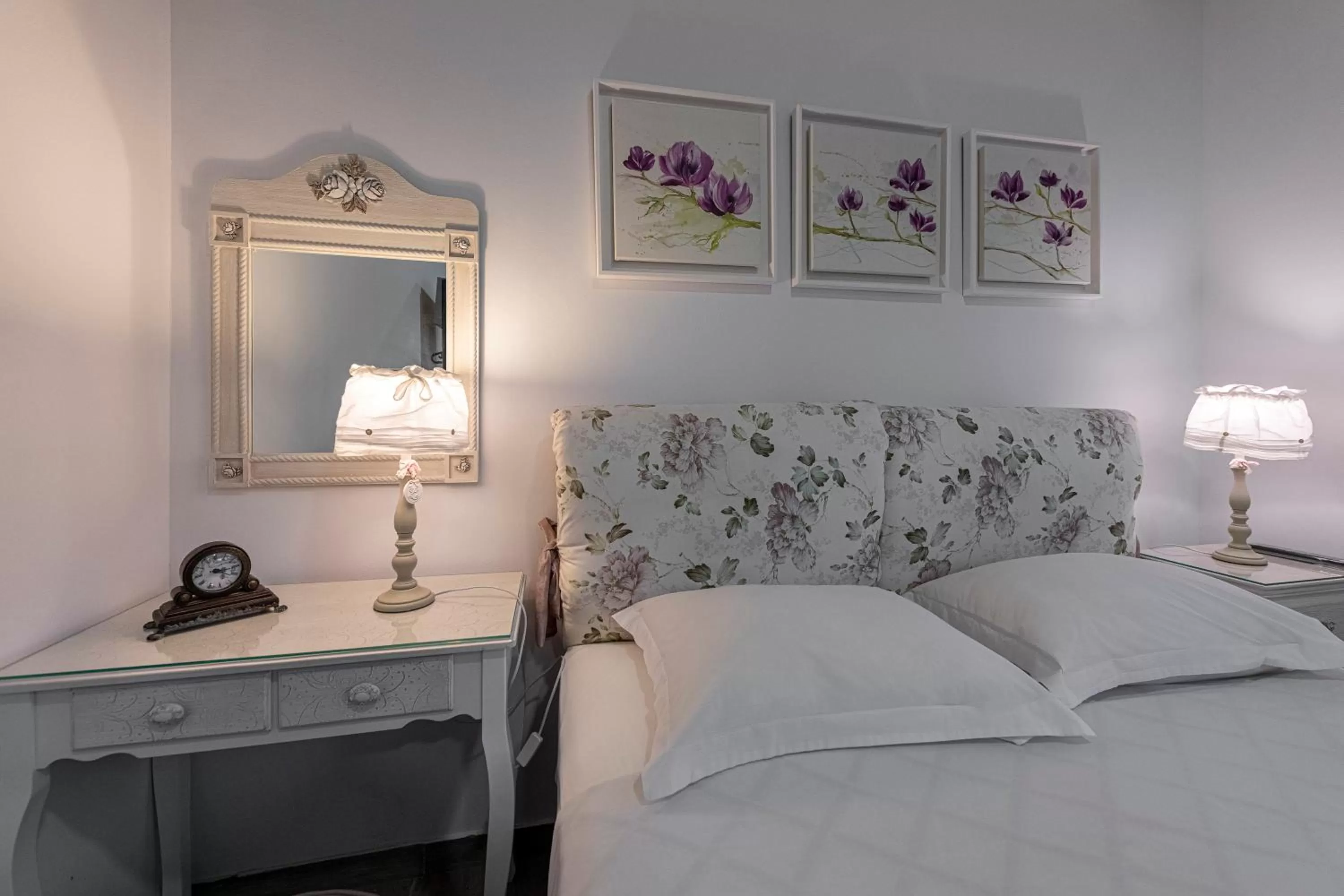 Bed in Comfort Stay Athens Airport Hotel - FREE shuttle from and to the airport