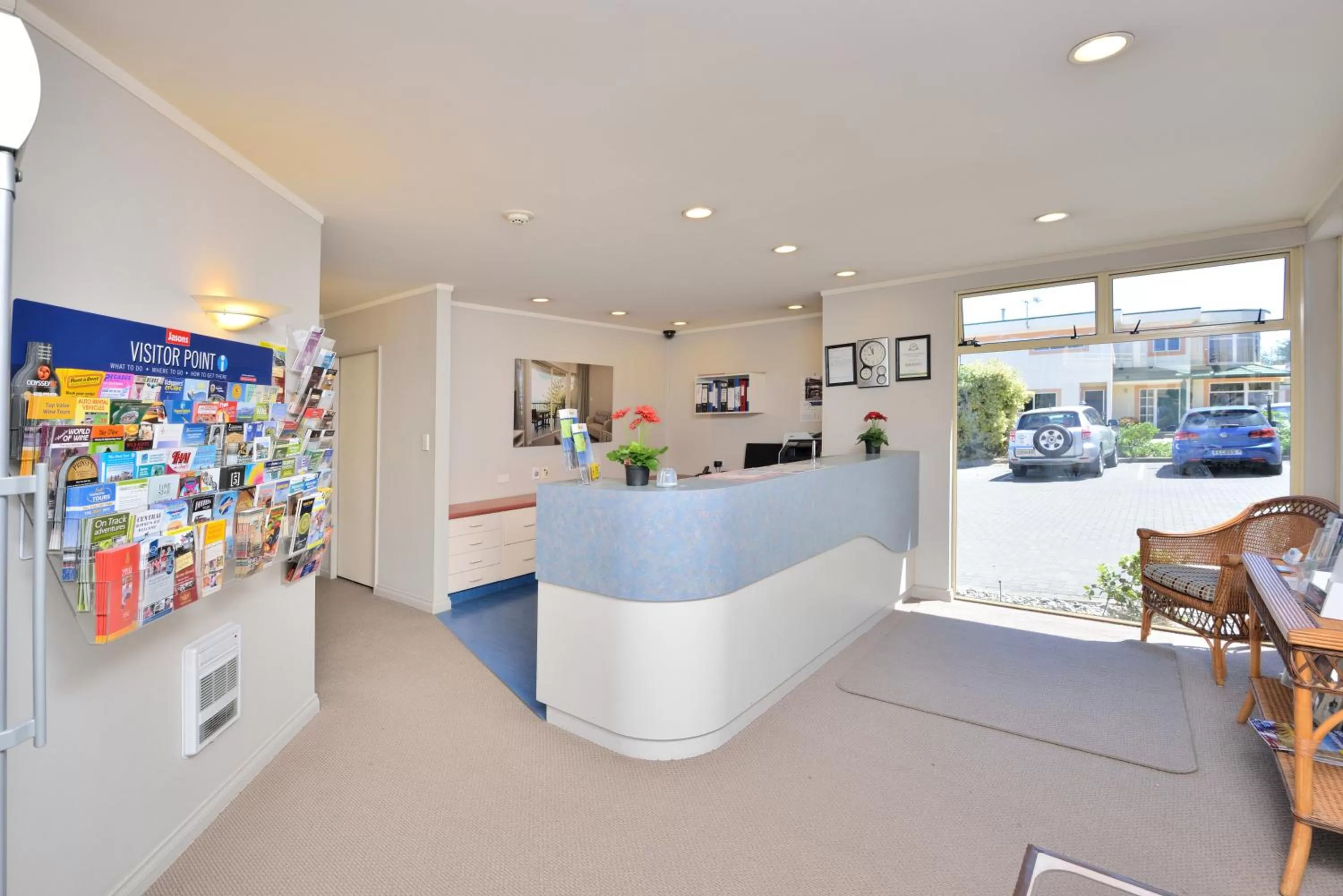 Lobby or reception in Shoreline Motel