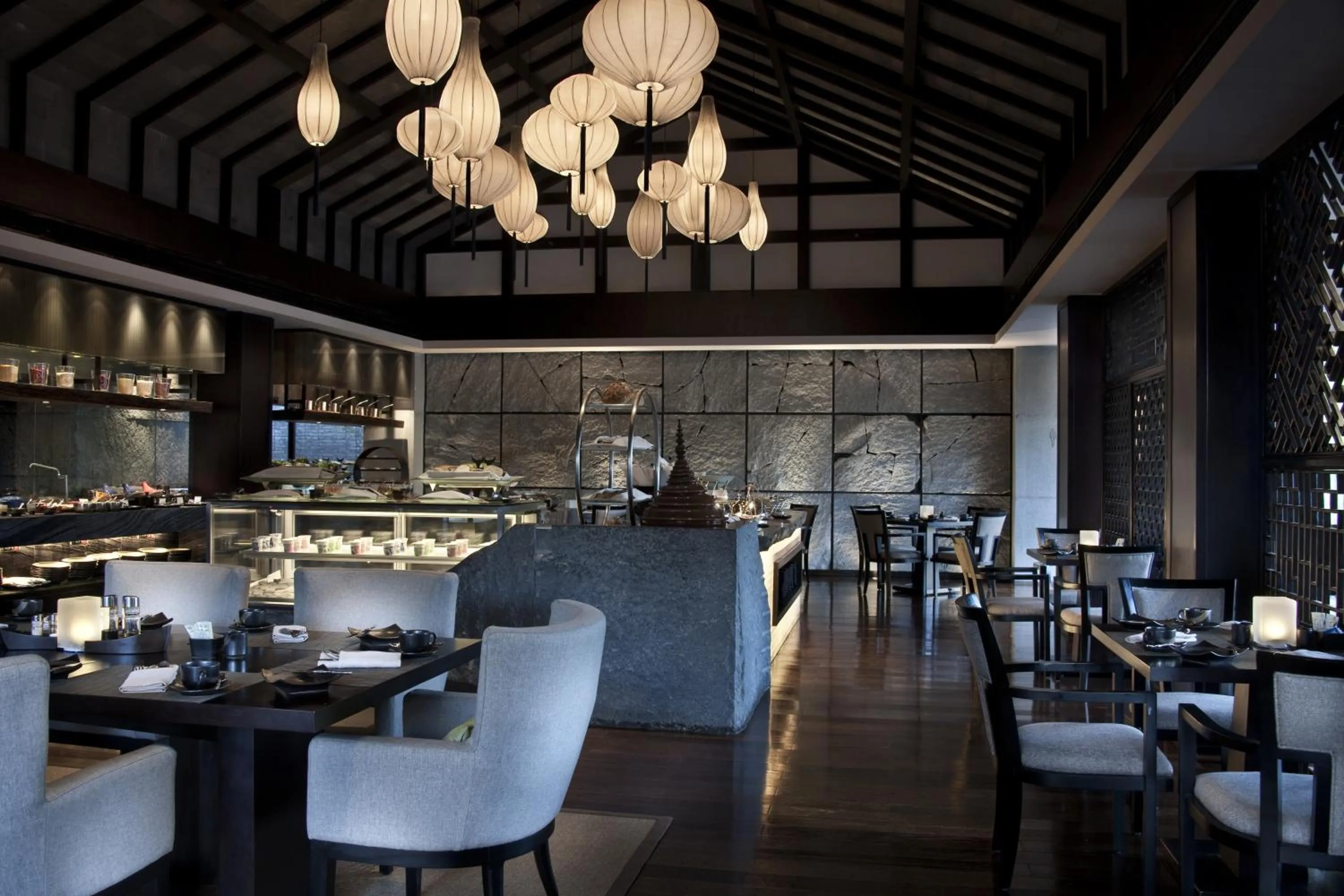 Restaurant/places to eat in Pullman Lijiang Resort & Spa