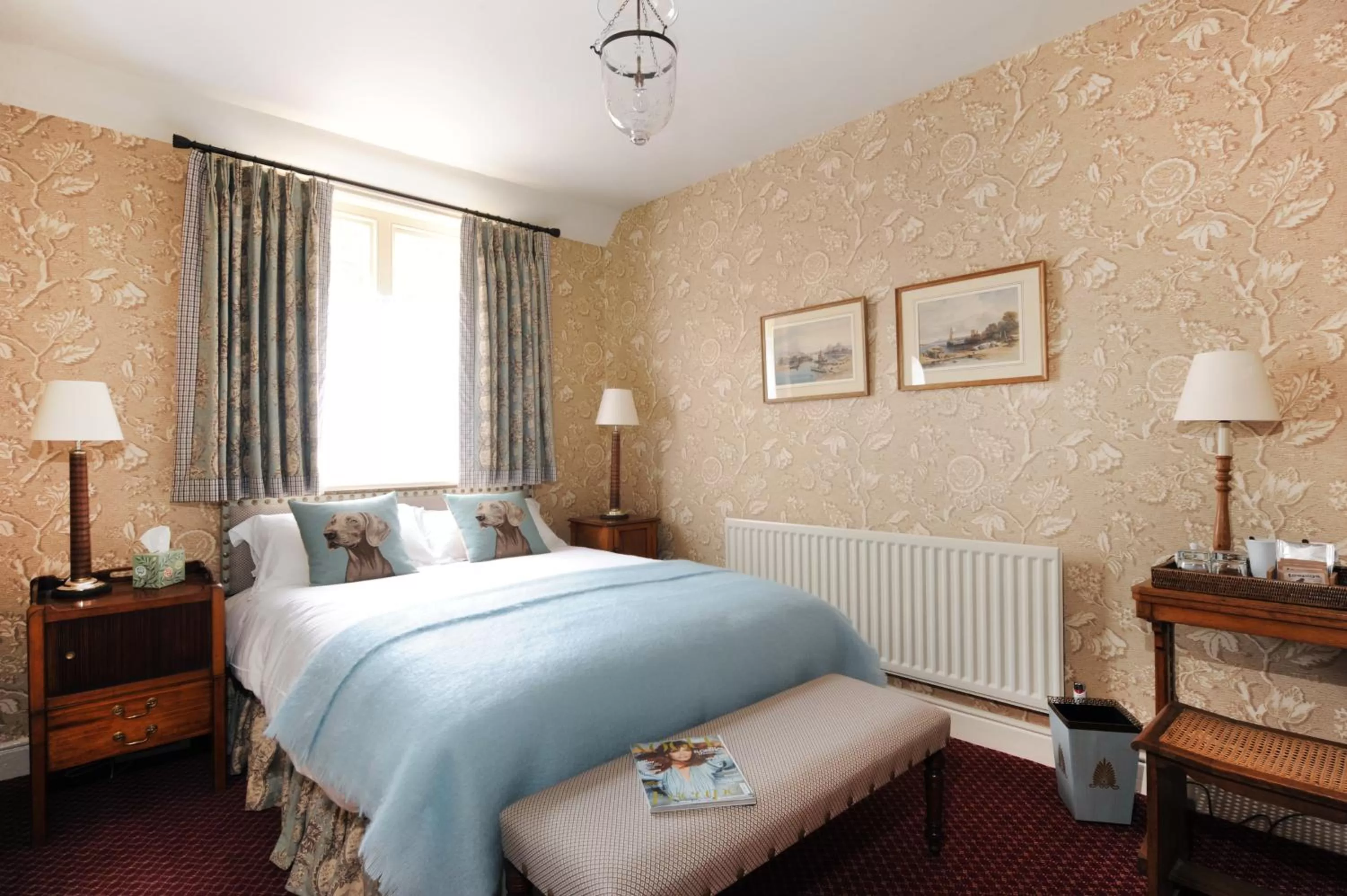 Classic Double Room in The Stag and Huntsman at Hambleden