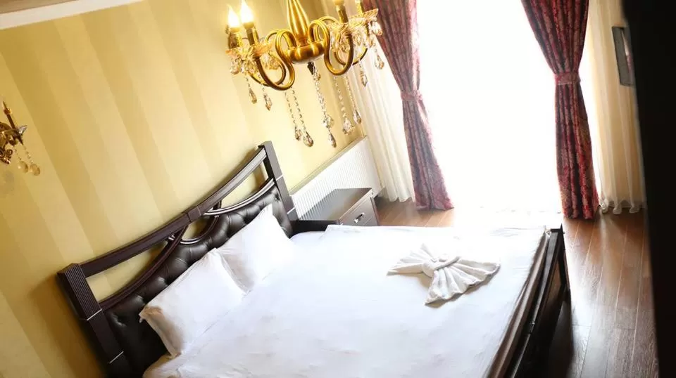 Bed in Hotel Begolli